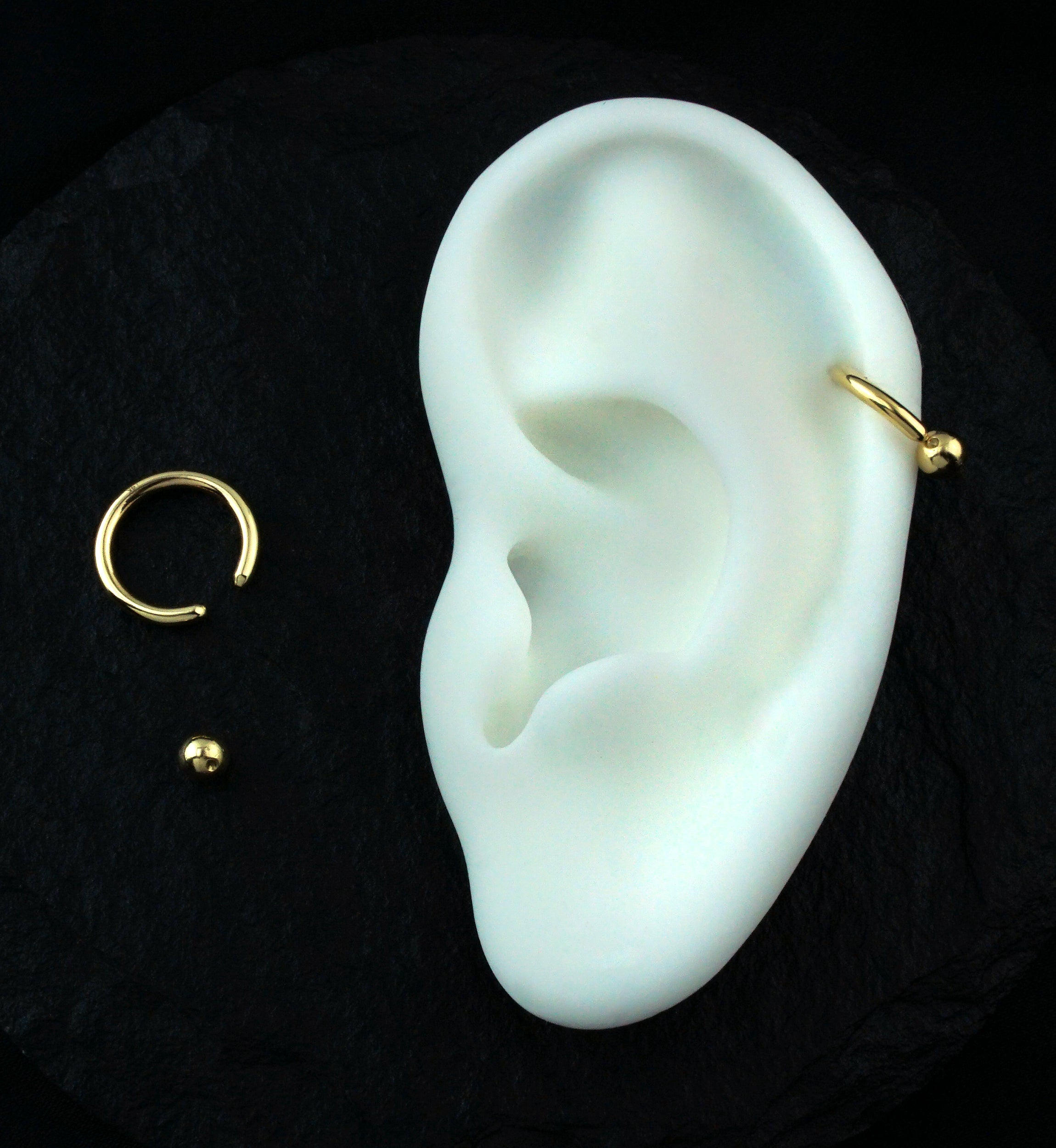 14kt Gold Captive Bead Ring