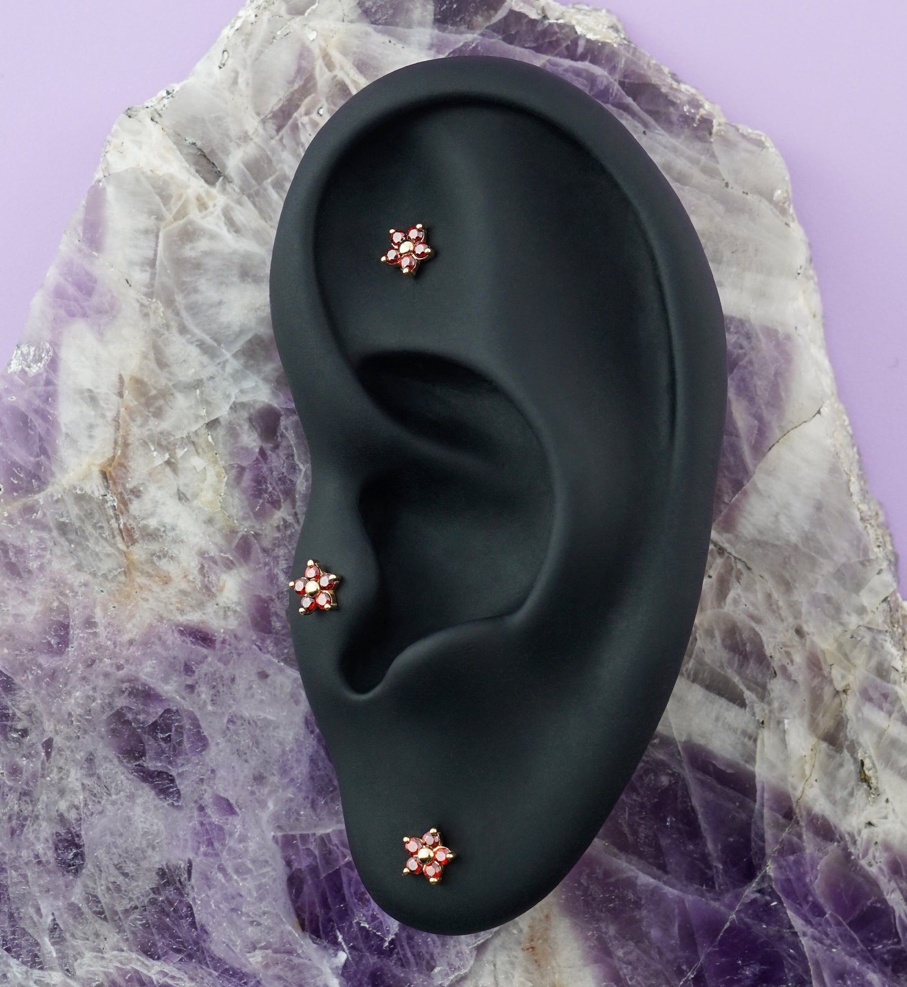 14kt Gold Daisy Garnet CZ Threadless Top