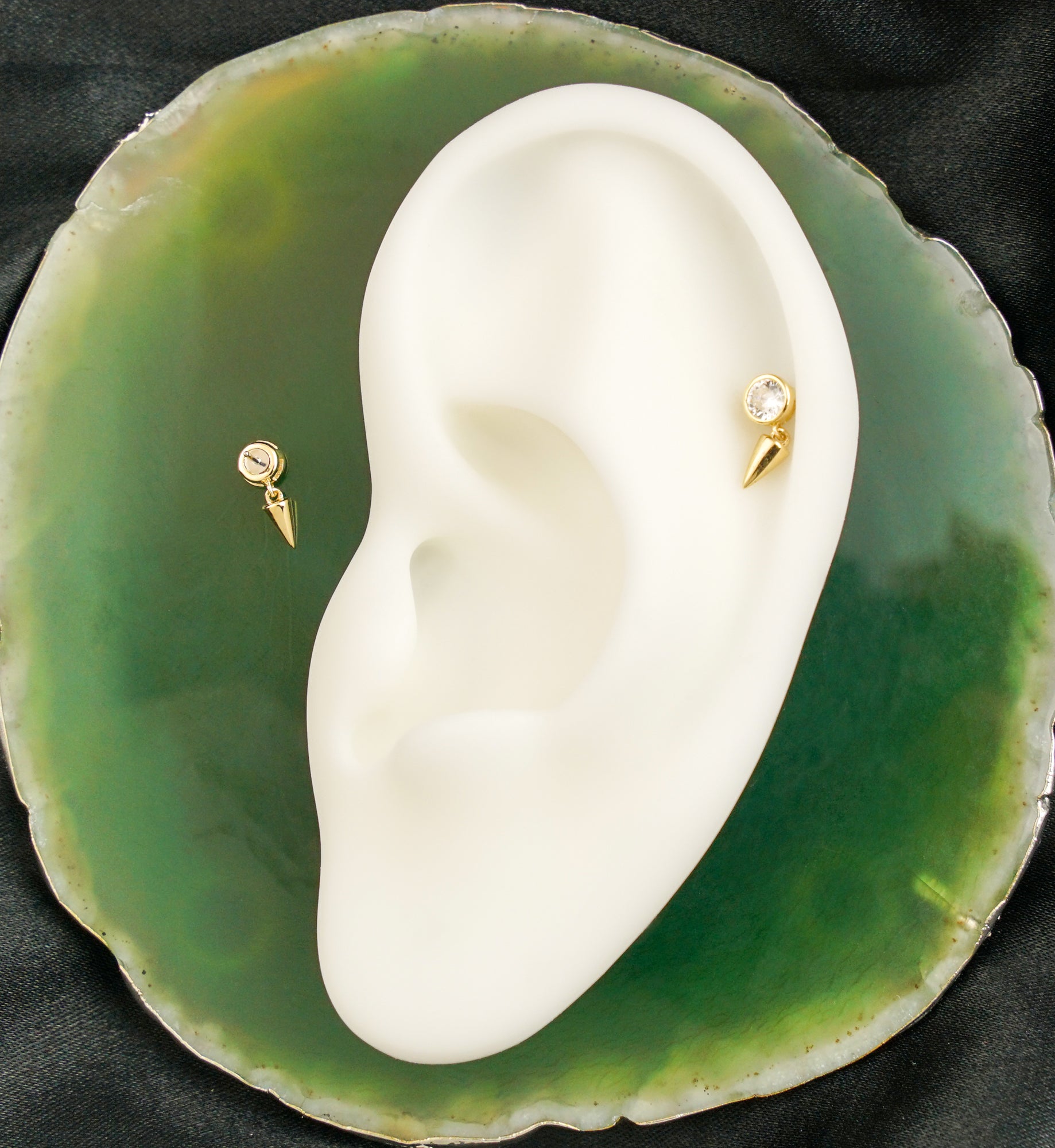 14kt Gold Lab Grown Diamond Dangle Cone Threadless Top