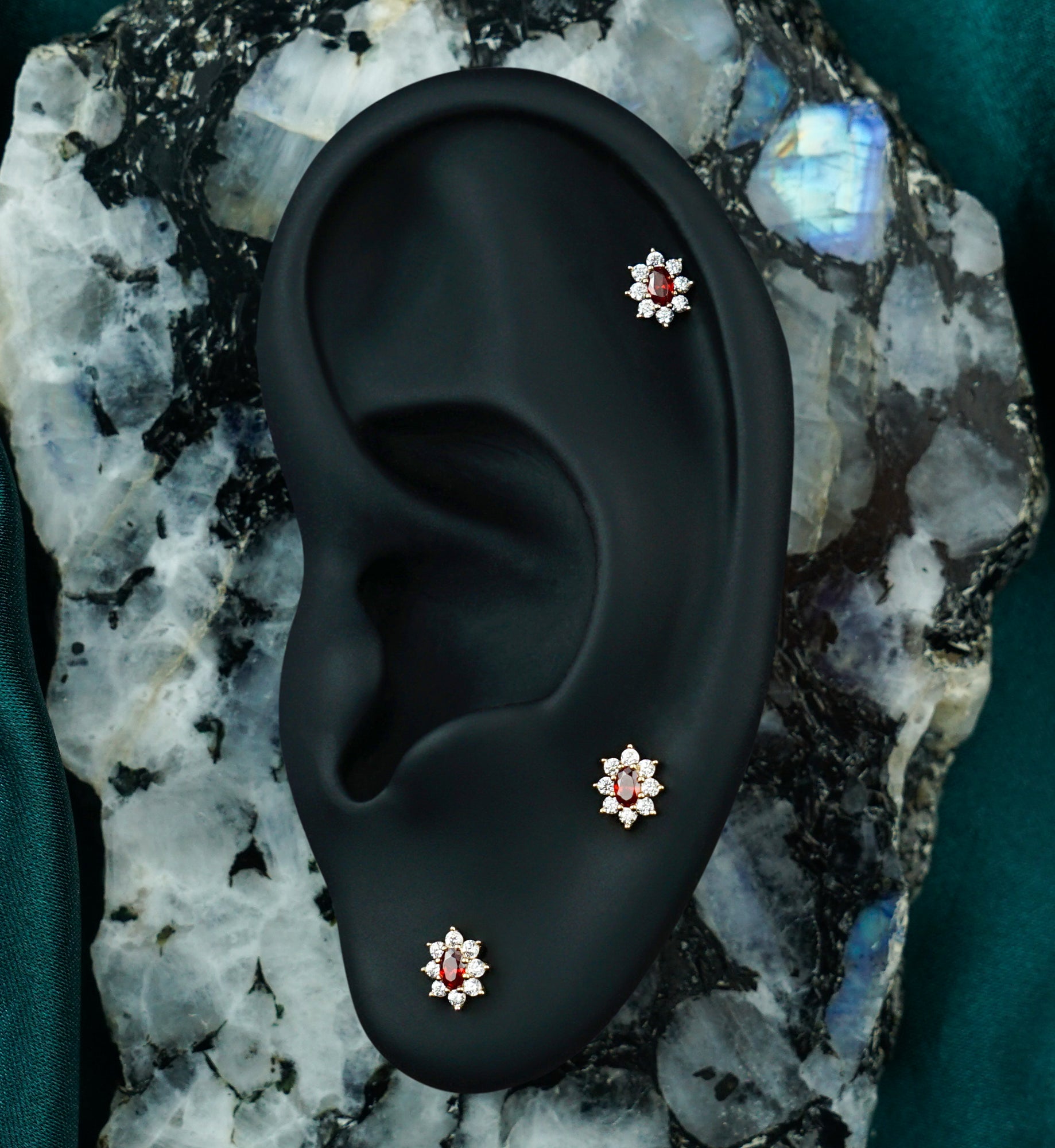 14kt Gold Oval Flower Garnet CZ Threadless Top