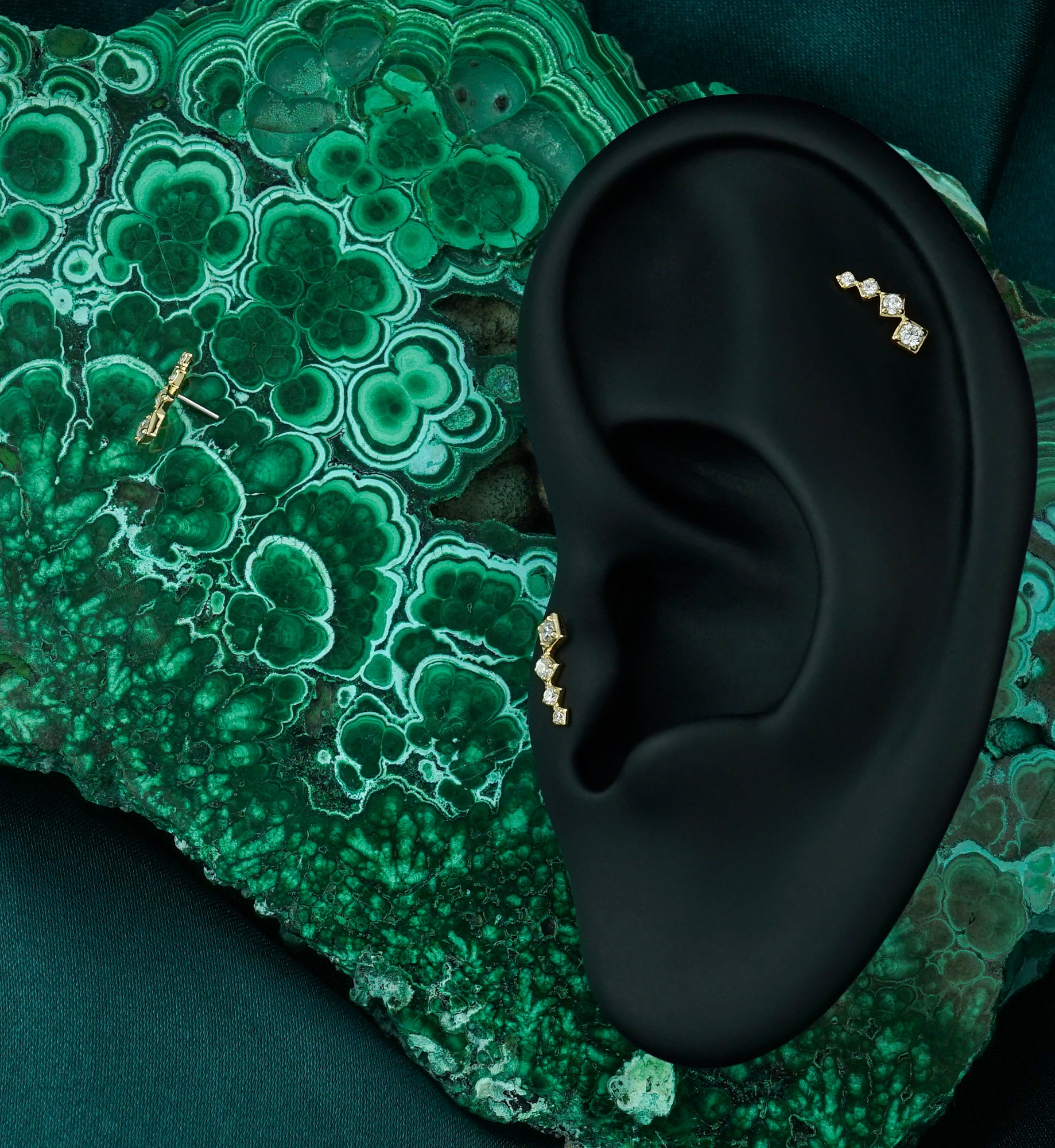 14kt Gold Square Crescendo Clear CZ Threadless Top