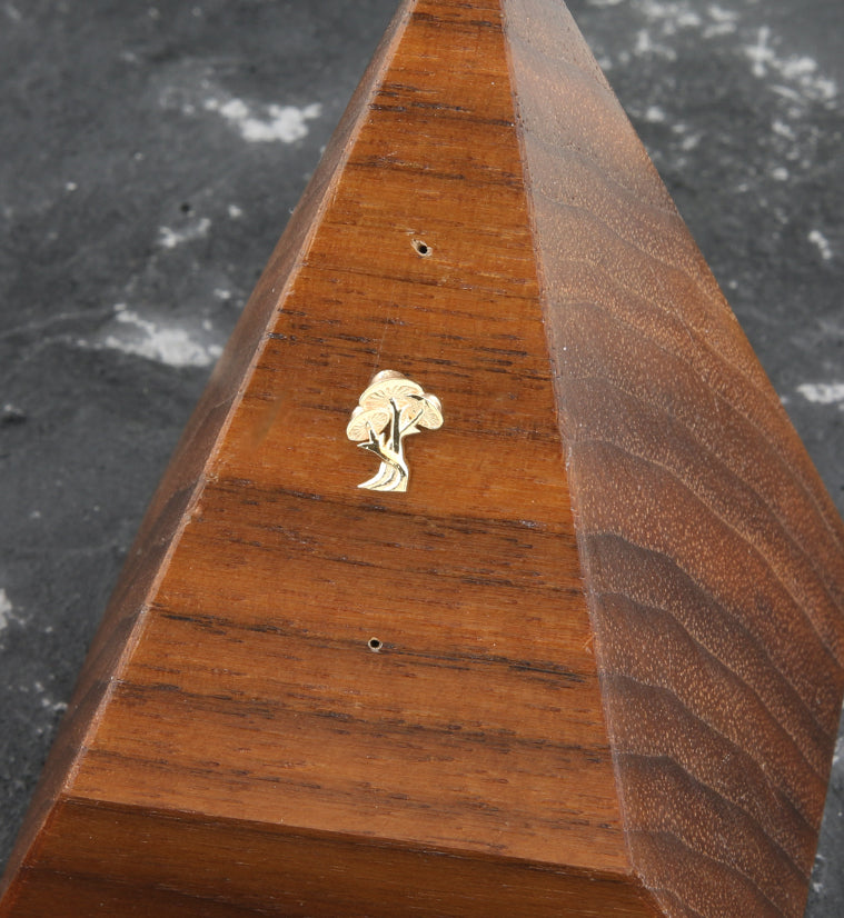 14kt Gold Triple Mushroom Threadless Top