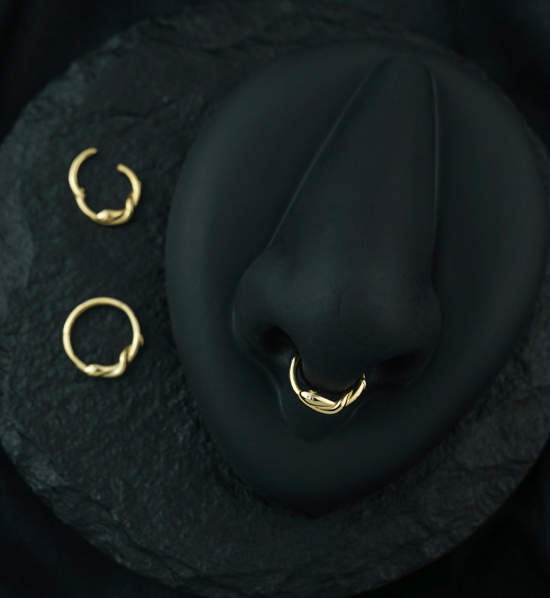 14kt Gold Twisted Snake Hinged Segment Ring