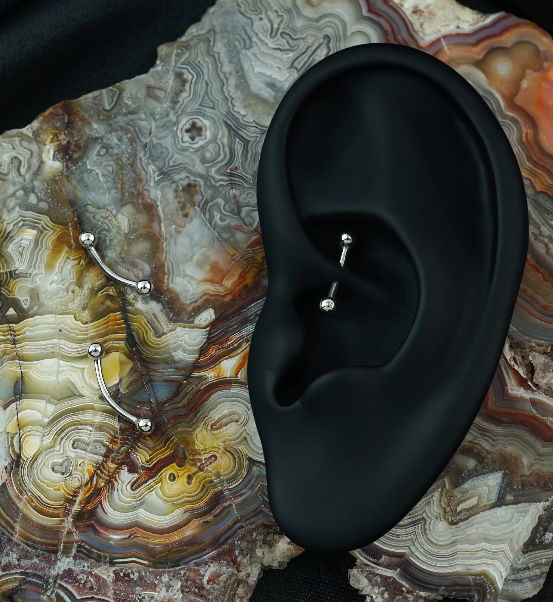 14kt White Gold Curved Barbell