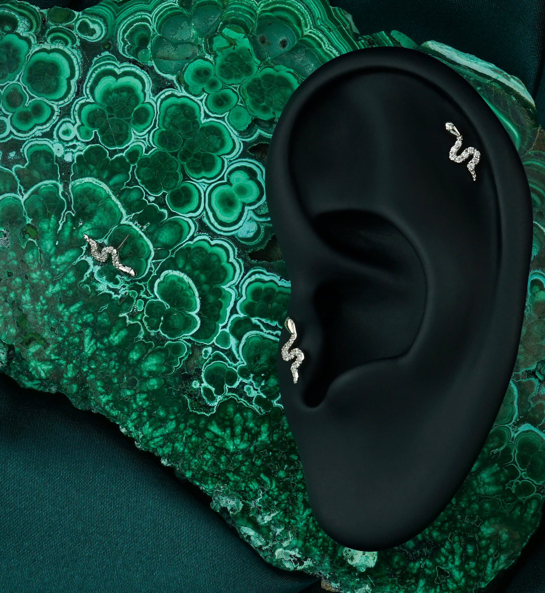 14kt White Gold Slithering Serpent Clear CZ Threadless Top