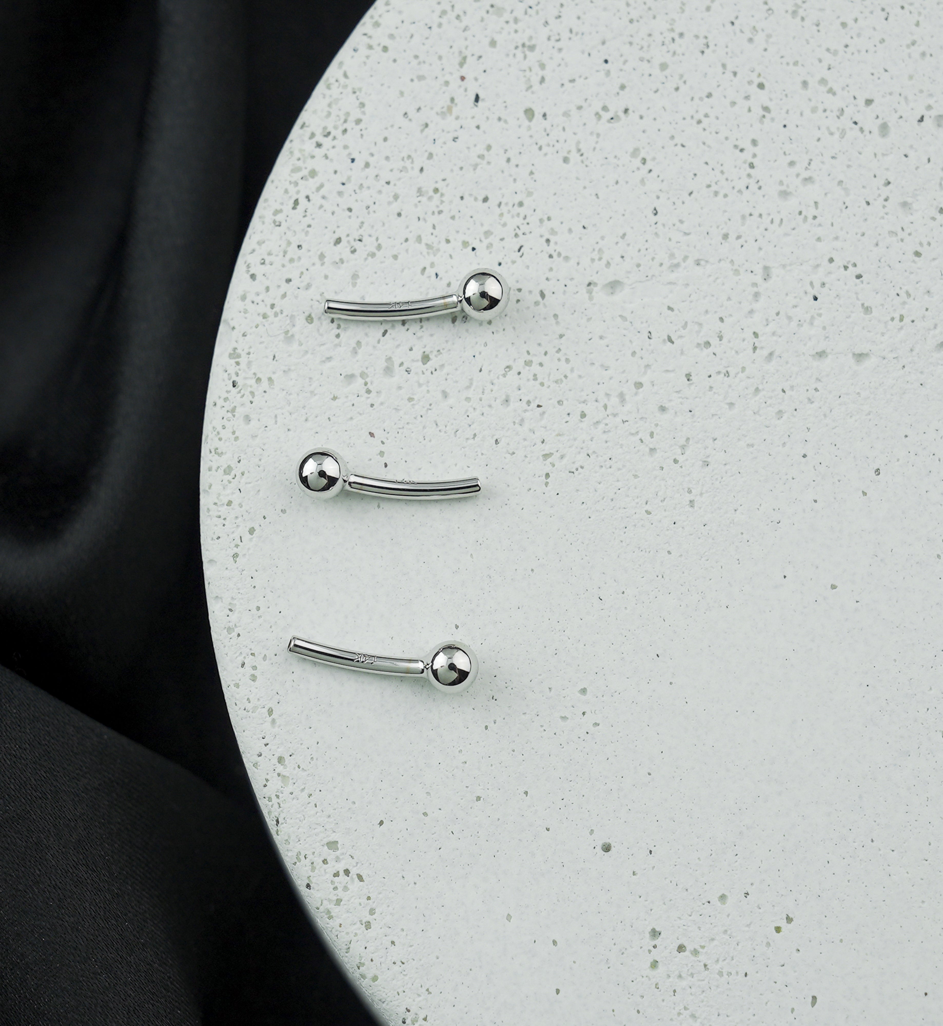 14kt White Gold Threadless Curved Barbell (Post Only)