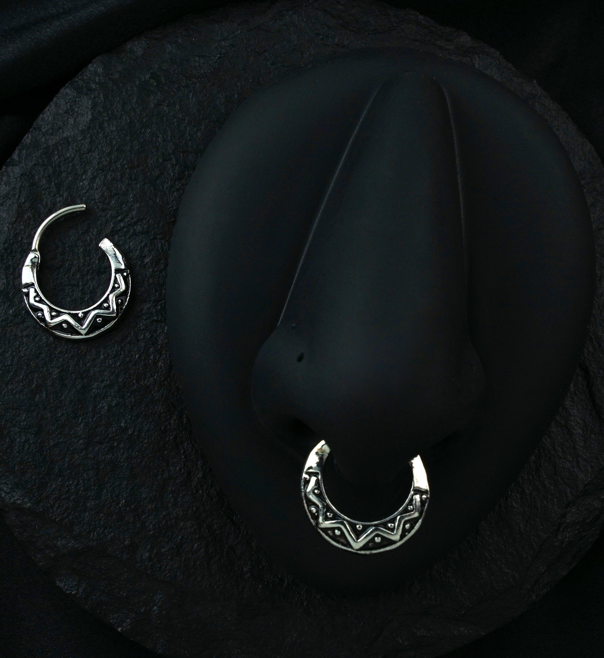 16G Silver Mayan Fan Brass Septum Hinged Clicker