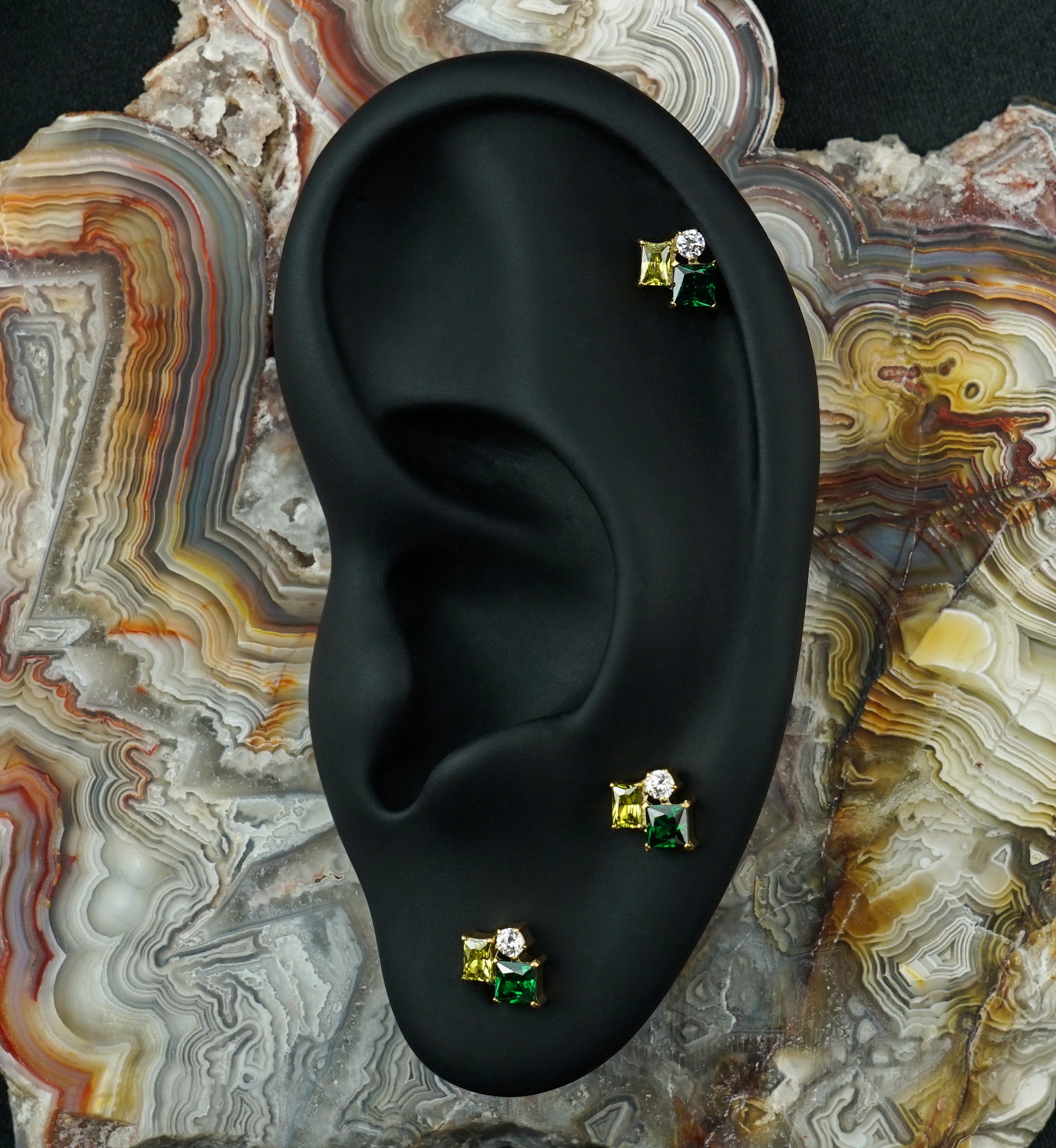 24kt Gold PVD Amalgam Emerald CZ Titanium Threadless Top