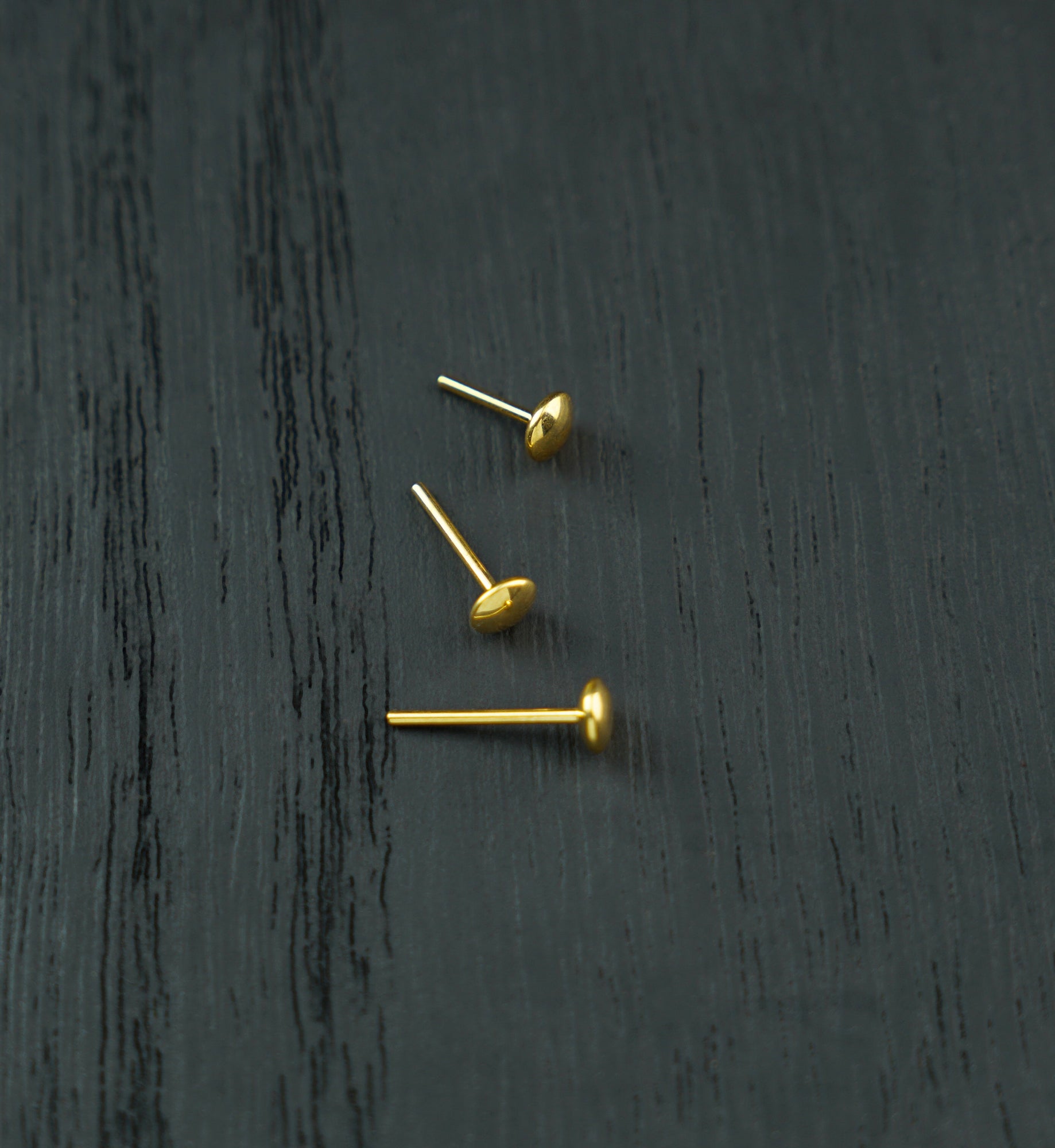 24kt Gold PVD Convex Disk Titanium Threadless Labret Post
