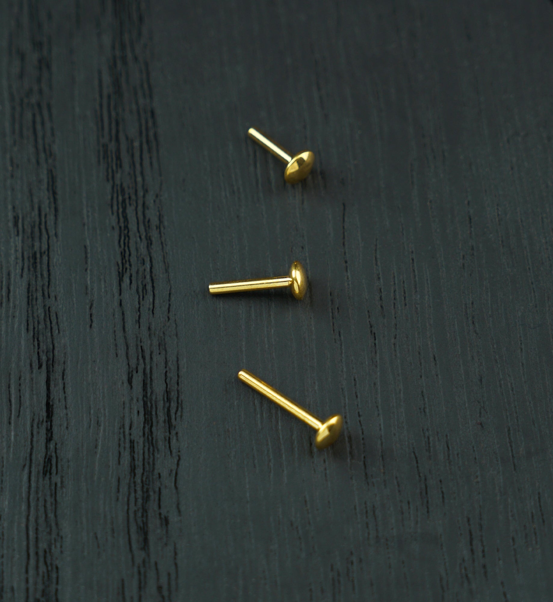 24kt Gold PVD Convex Disk Titanium Threadless Labret Post