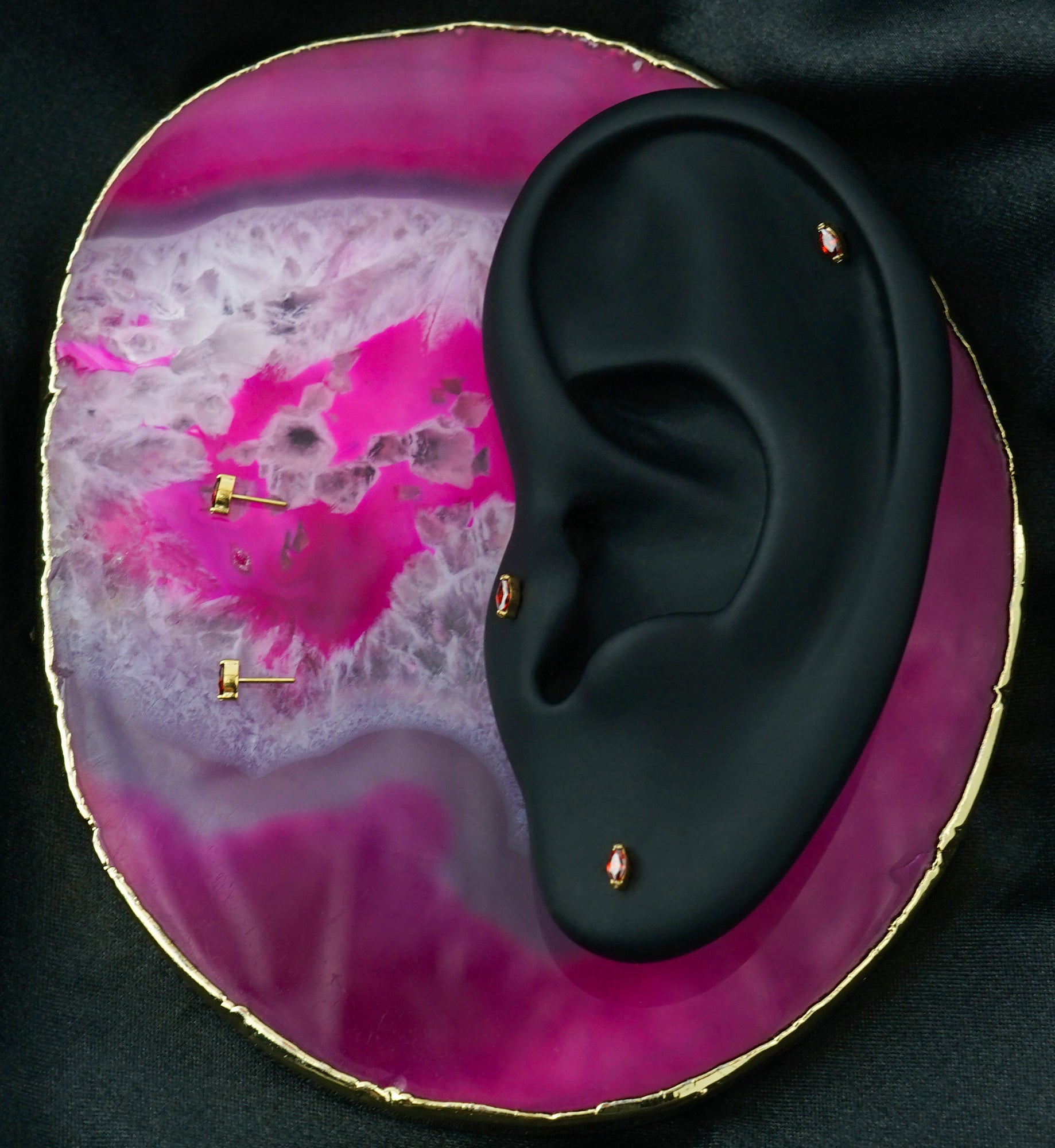 24kt Gold PVD Mini Empress Garnet CZ Threadless Titanium Top