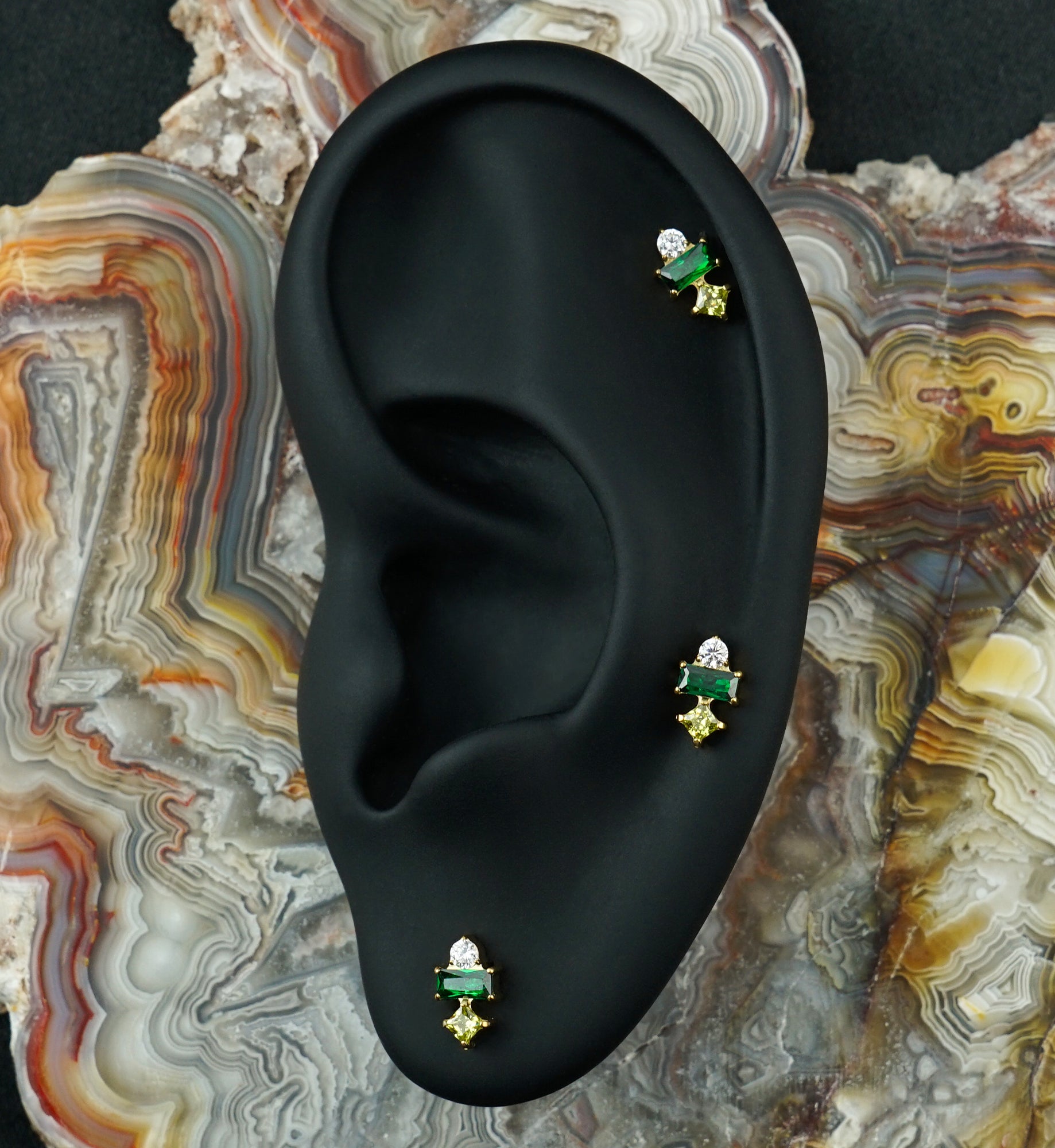 24kt Gold PVD Nocked Emerald CZ Titanium Threadless Top