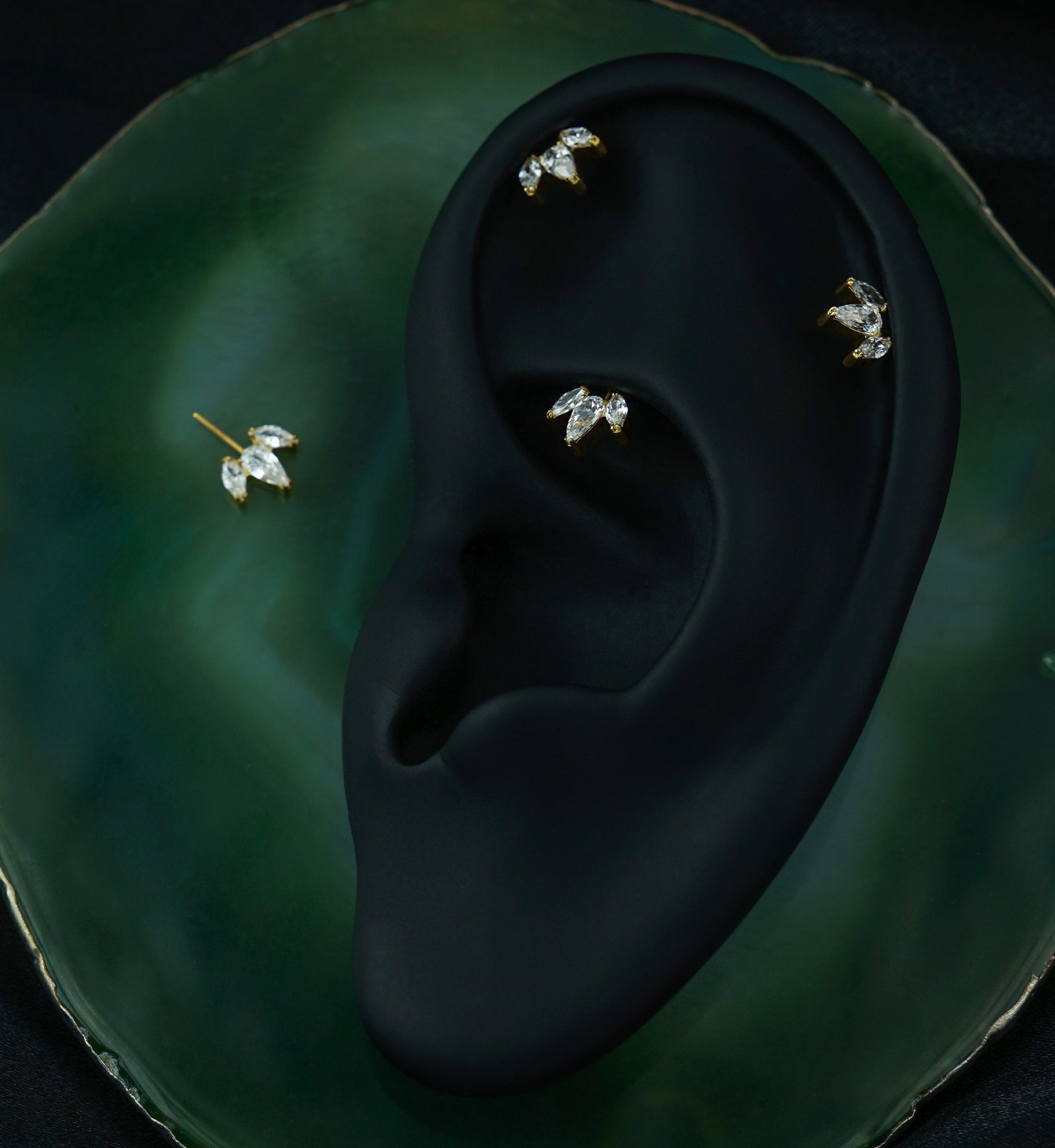 24kt Gold PVD Tri-Sepal Clear CZ Vertical Titanium Threadless Top