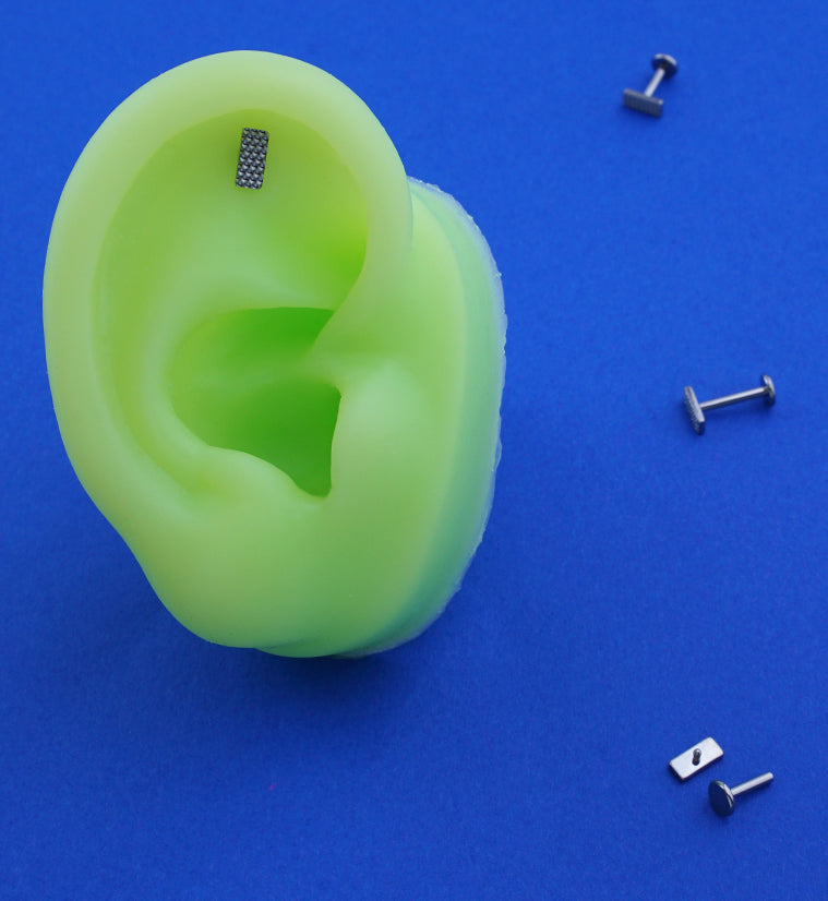 Beaded Rectangle Internally Threaded Titanium Labret