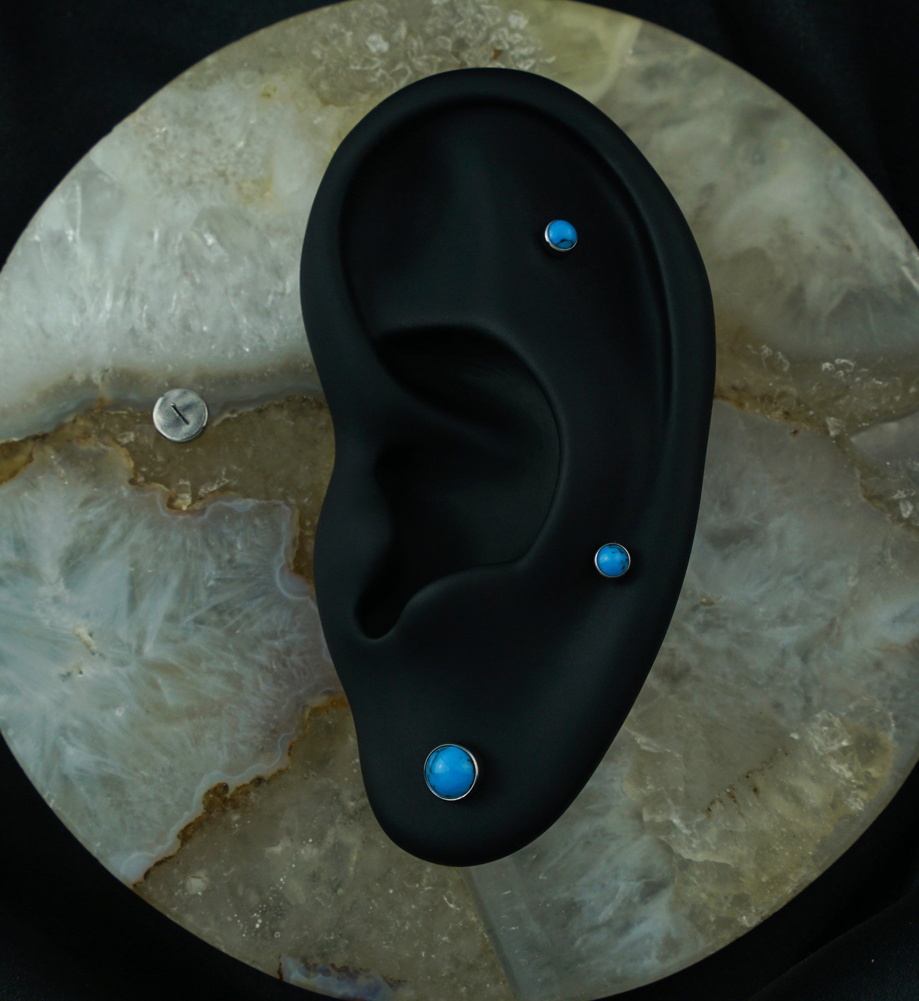 Bezel Howlite Turquoise Stone Titanium Threadless Top