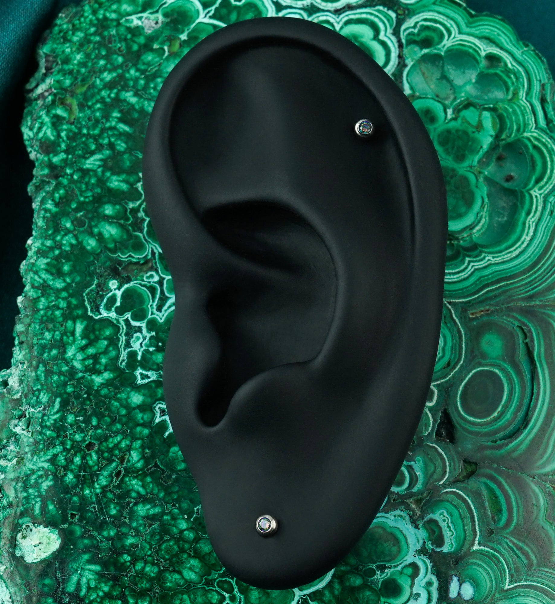 Black Aurora Gem Titanium Internally Threaded Flat Back Post