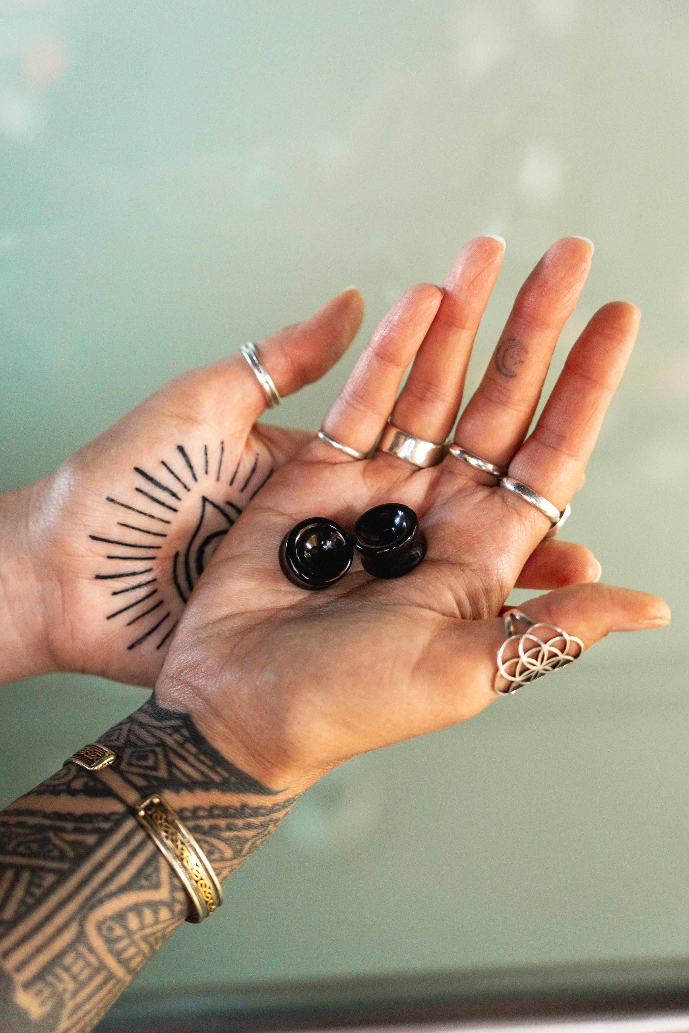 Black Obsidian Thick Wall Tunnels