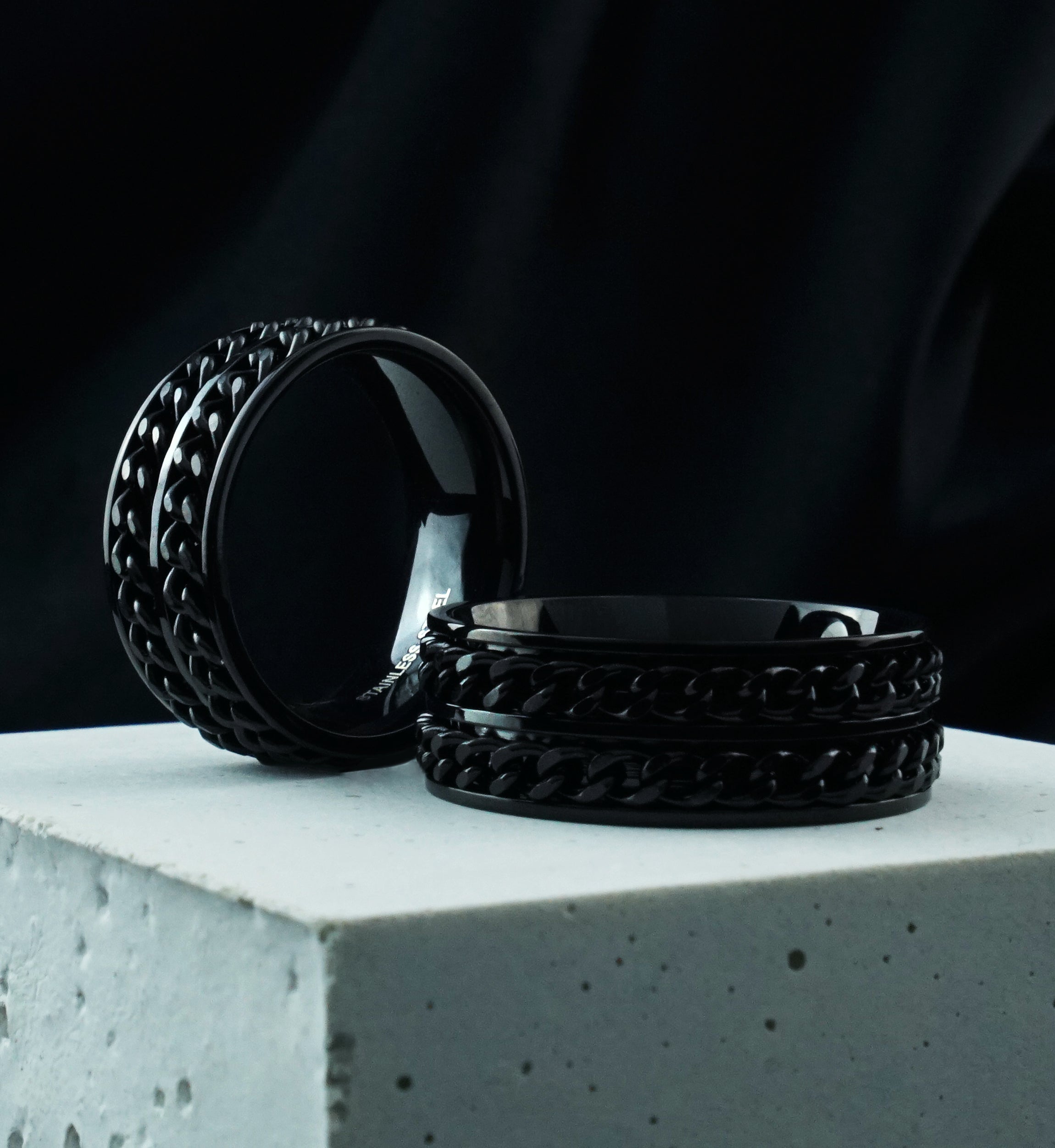 Black PVD Dual Chain Stainless Steel Spinner Ring