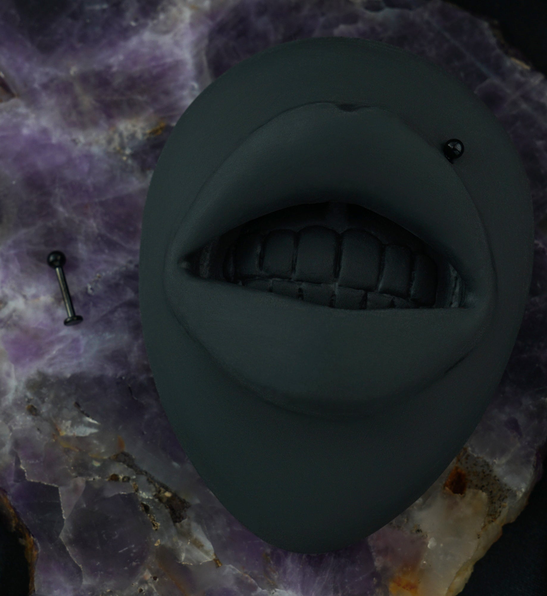 Black PVD Titanium Labret