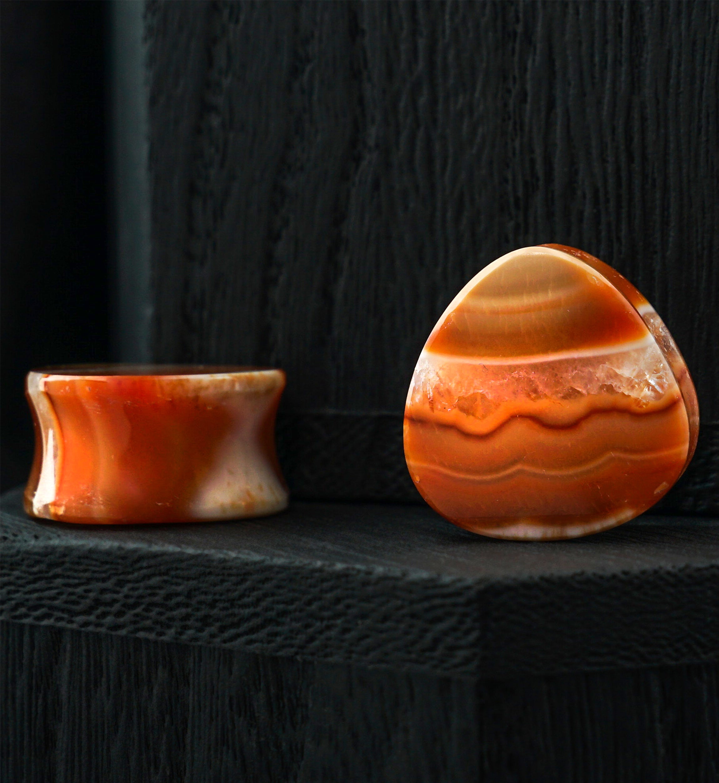 Carnelian Agate Stone Teardrop Plugs 00G (10mm) Version 1