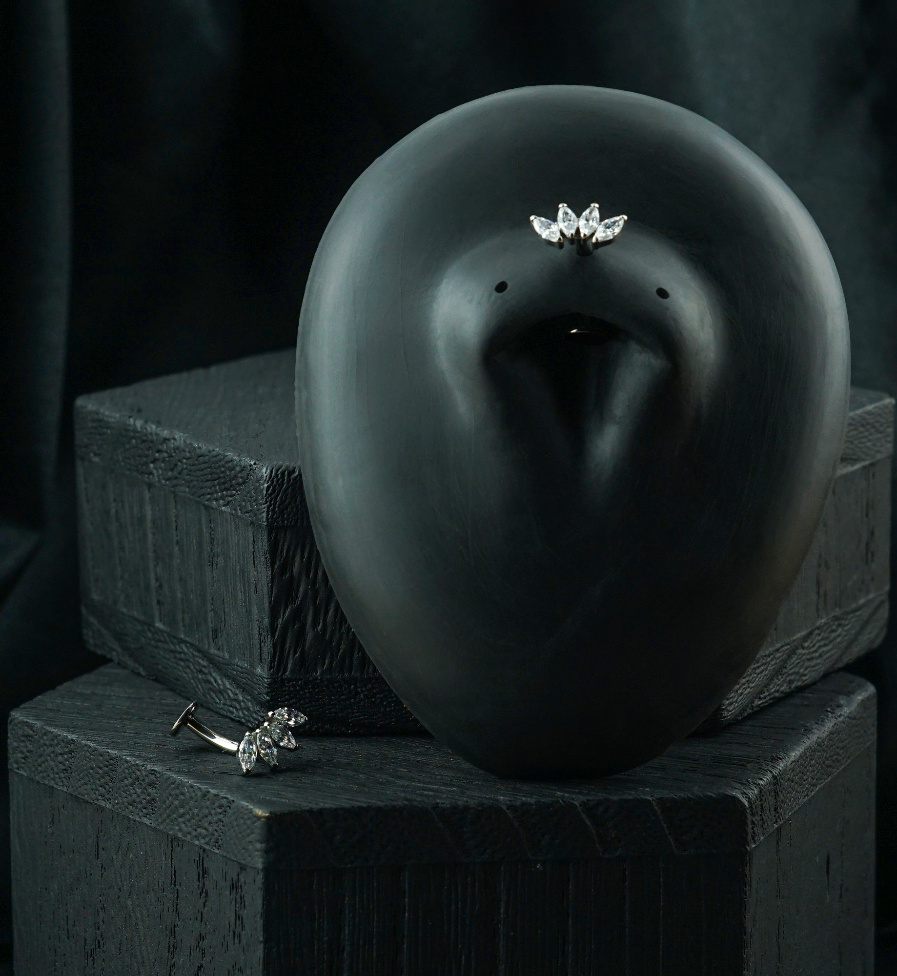 Contessa Clear CZ Prong Titanium Threadless Floating Belly Button Ring