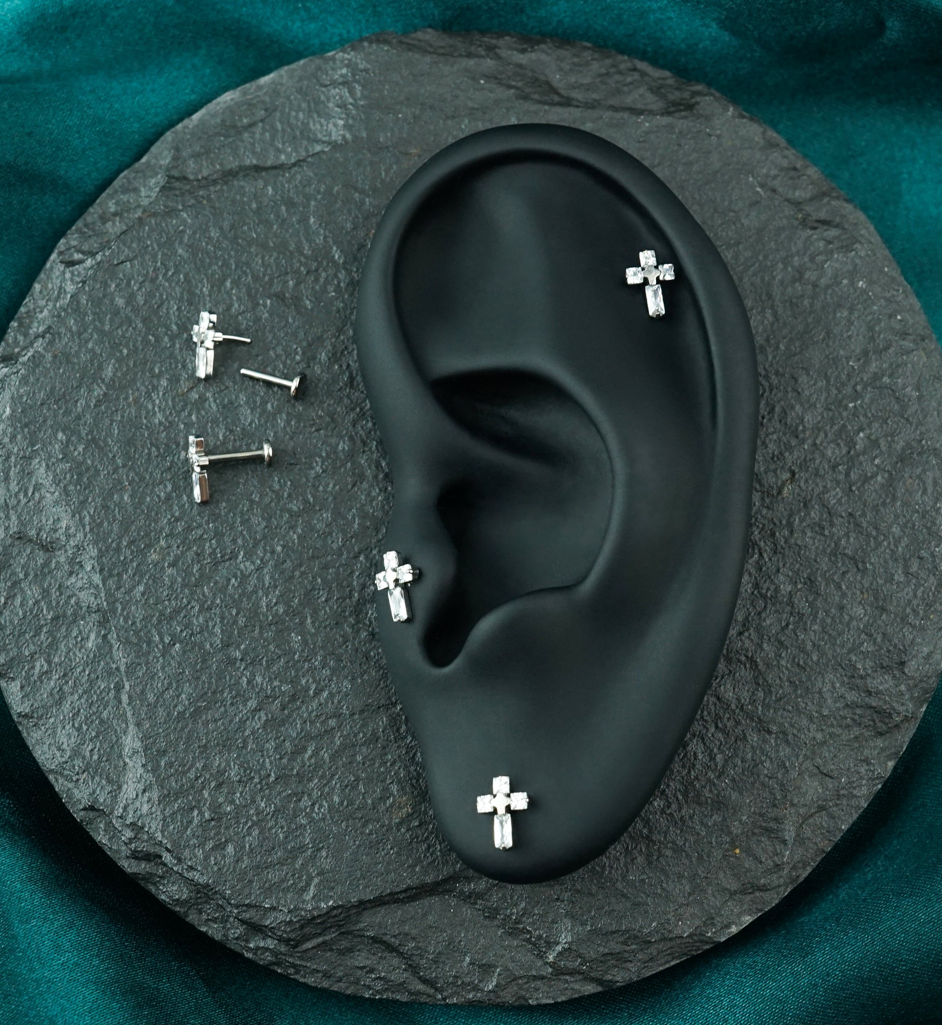 Cross Square Clear CZ Titanium Threadless Labret