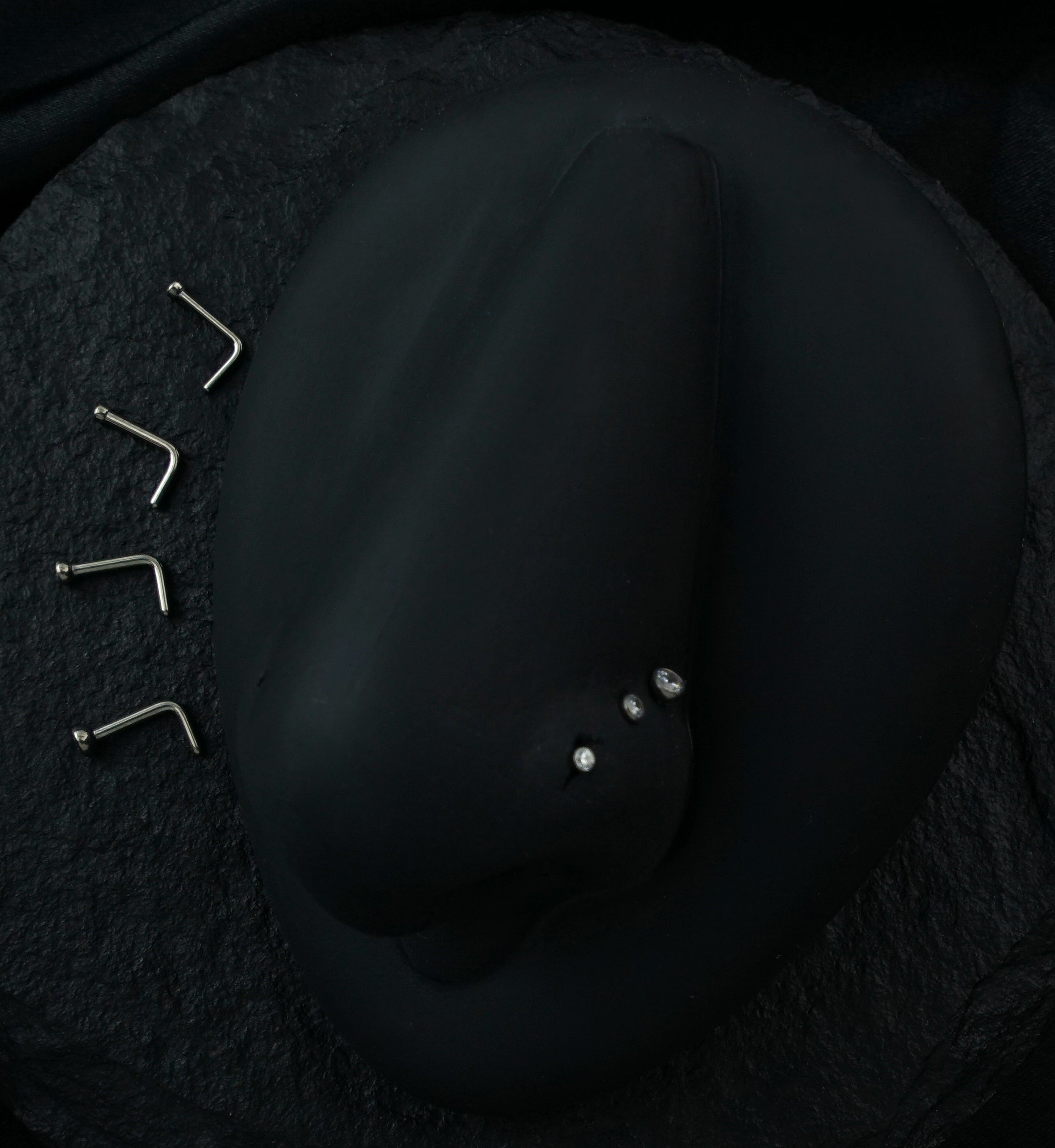 CZ Top L Bend Titanium Nose Ring