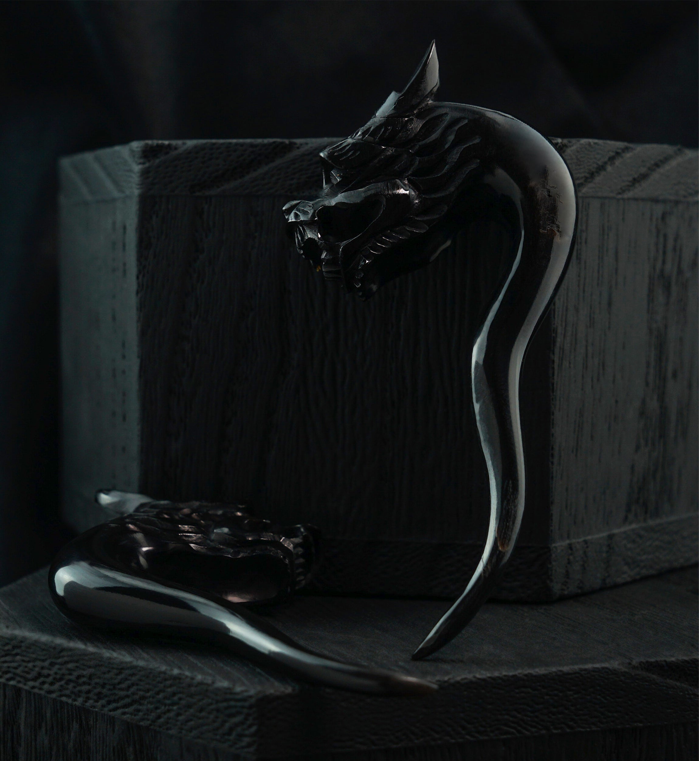 Dragon Head Horn Hangers