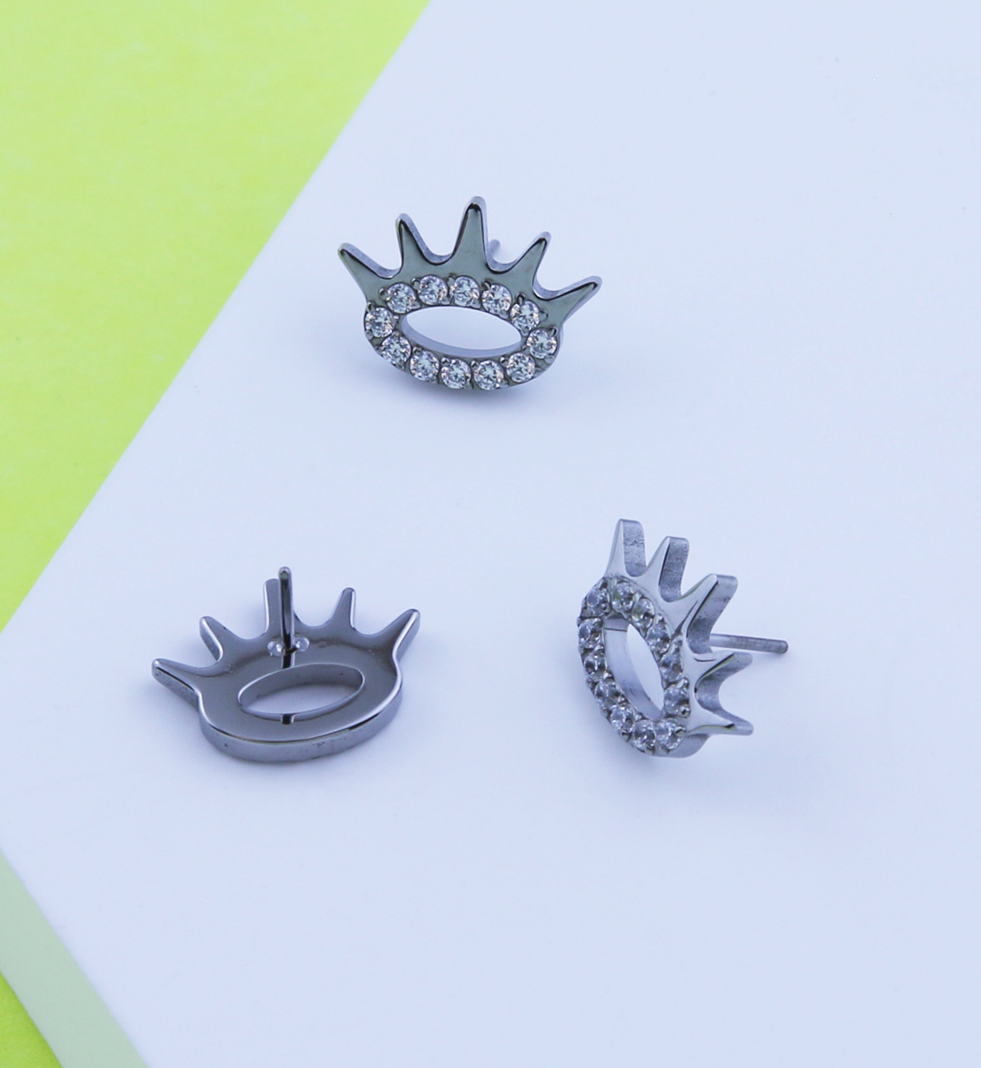 Eyelash Clear CZ Titanium Threadless Top