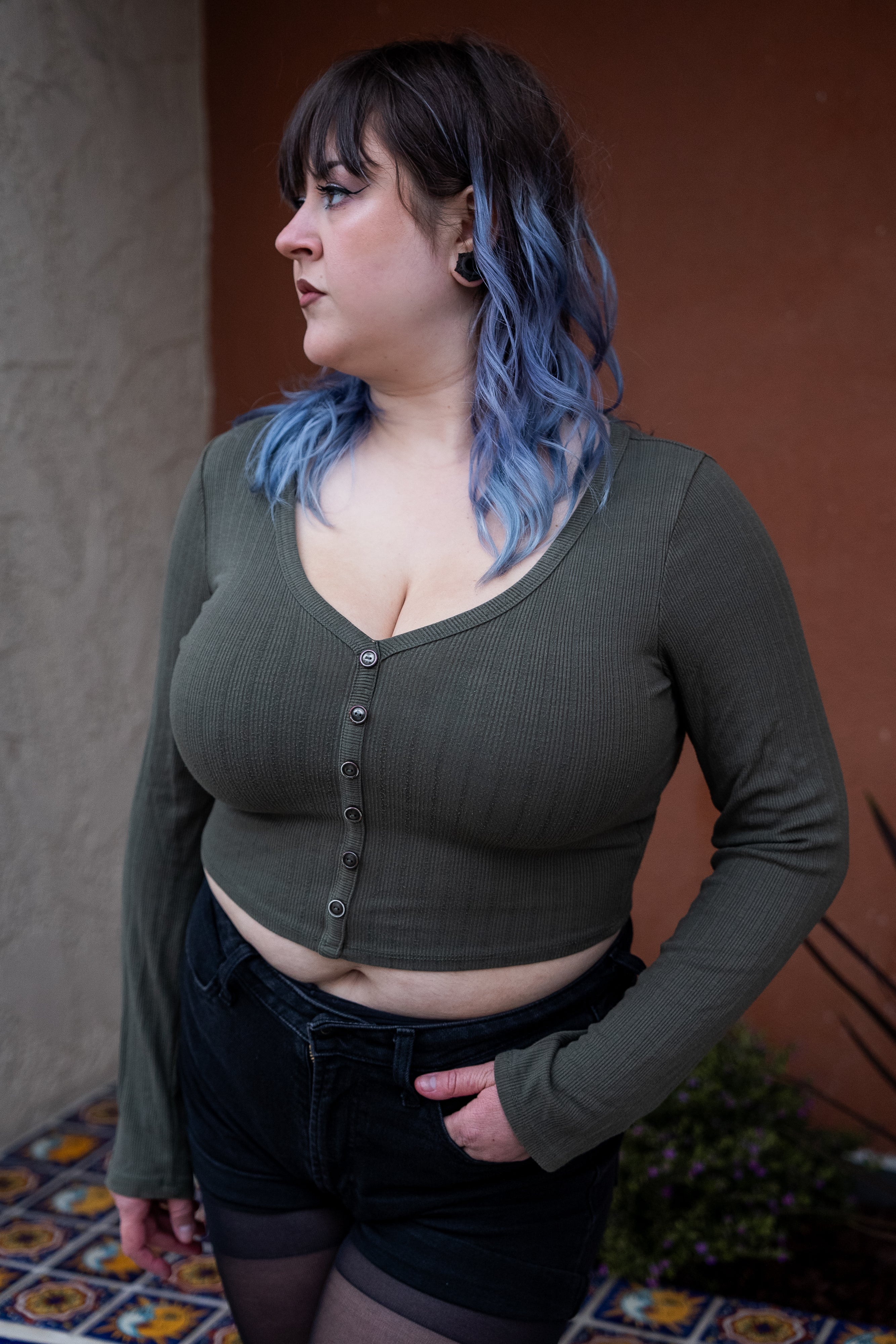 Filigree Areng Wood Mayan Flare Tunnel Plugs