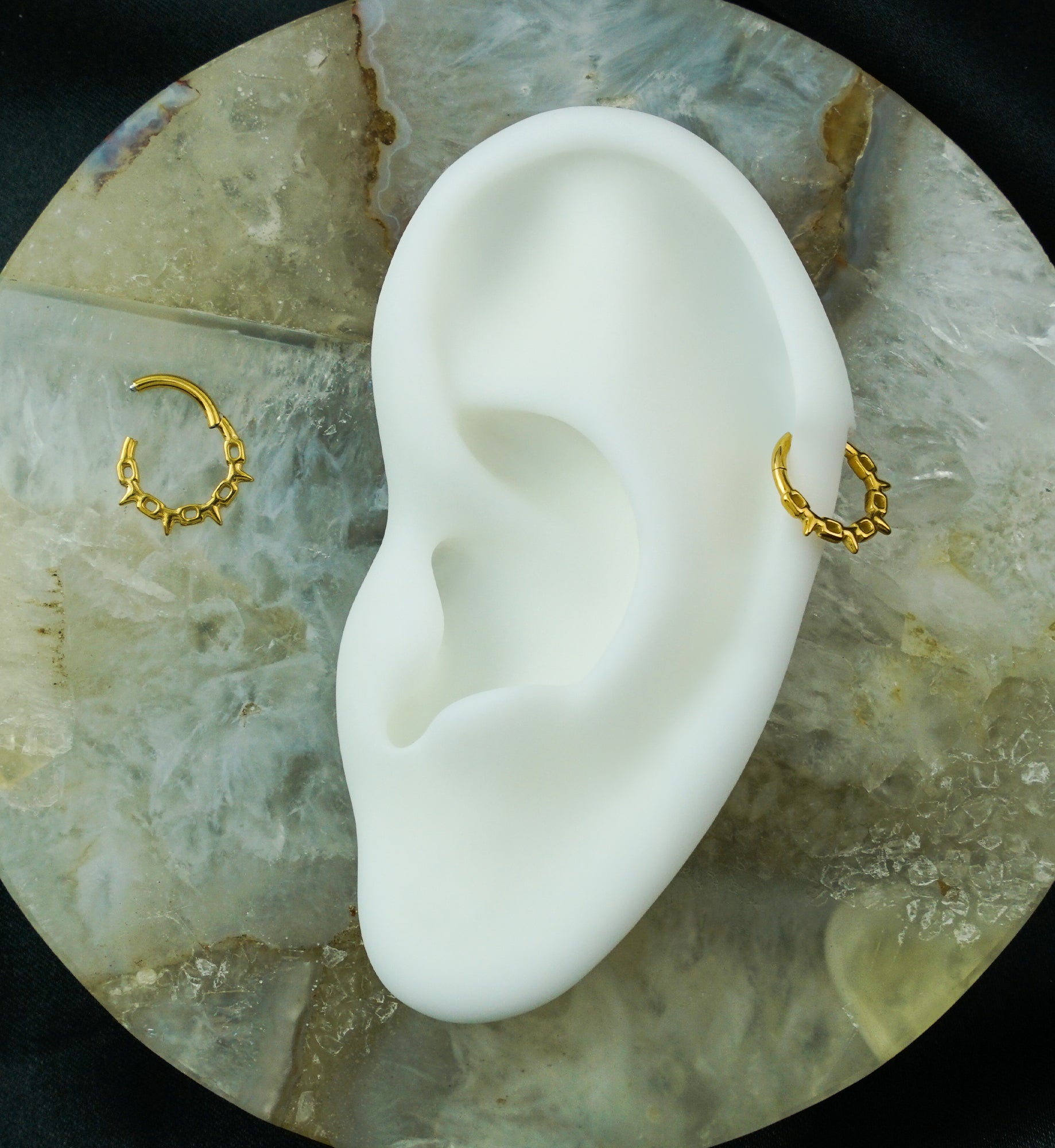 Gold PVD Chain Link Spikes Stainless Steel Hinged Segment Ring