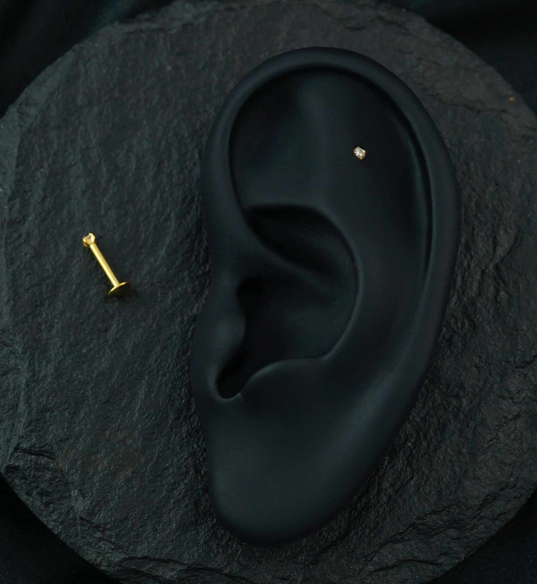 Gold PVD CZ Prong Top Internally Threaded Labret