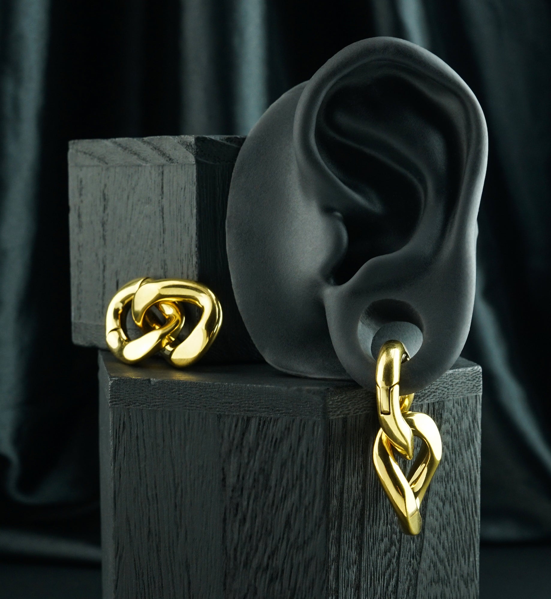 Gold PVD Double Chain Link Hinged Ear Weights
