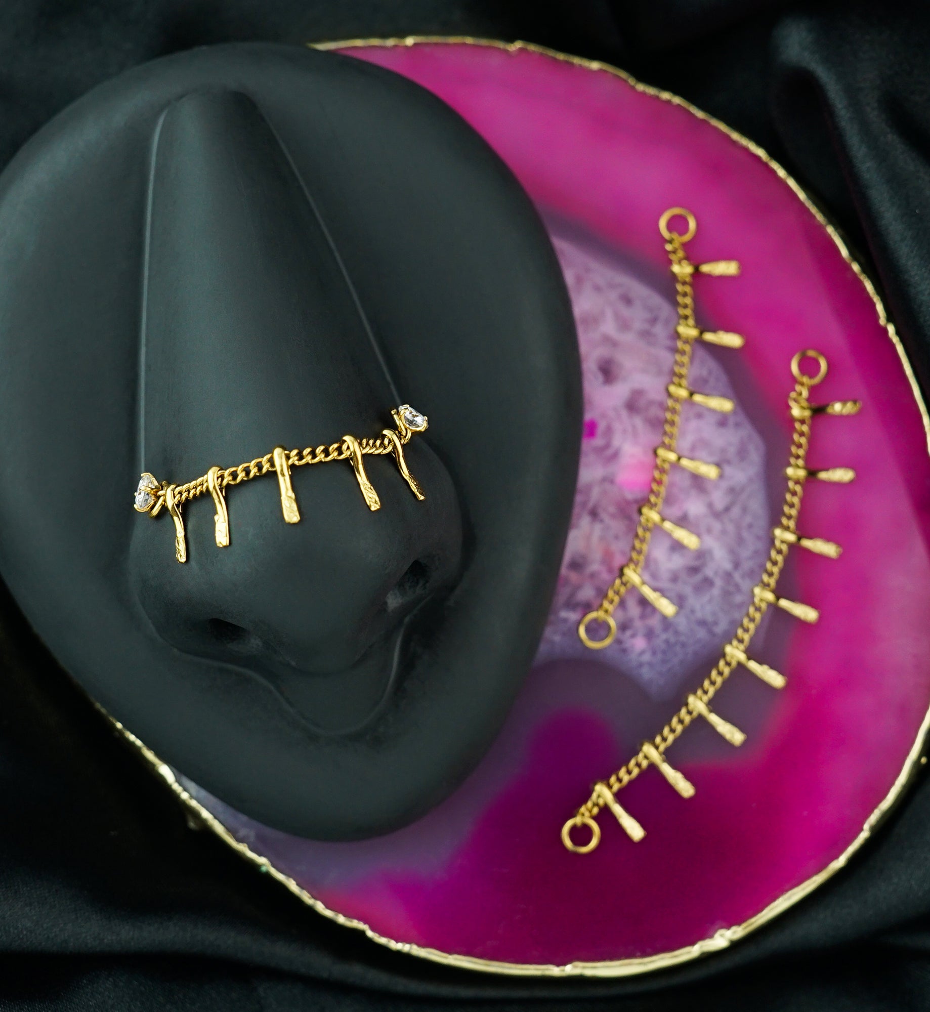 Gold PVD Hammered Dangle Bar Stainless Steel Connecting Piercing Chain