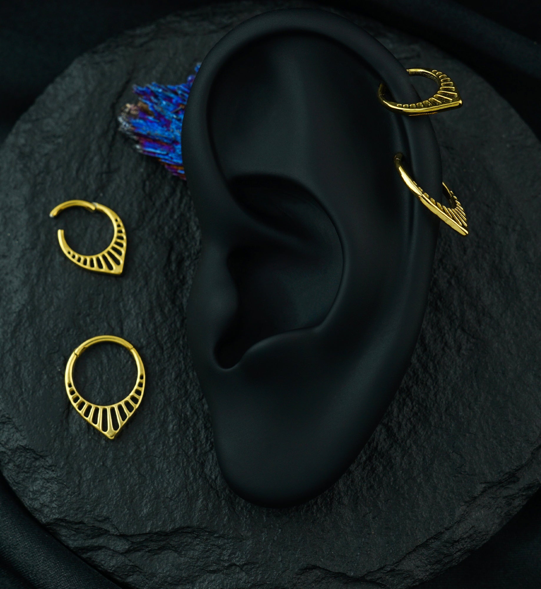 Gold PVD Point Grill Stainless Steel Hinged Segment Ring