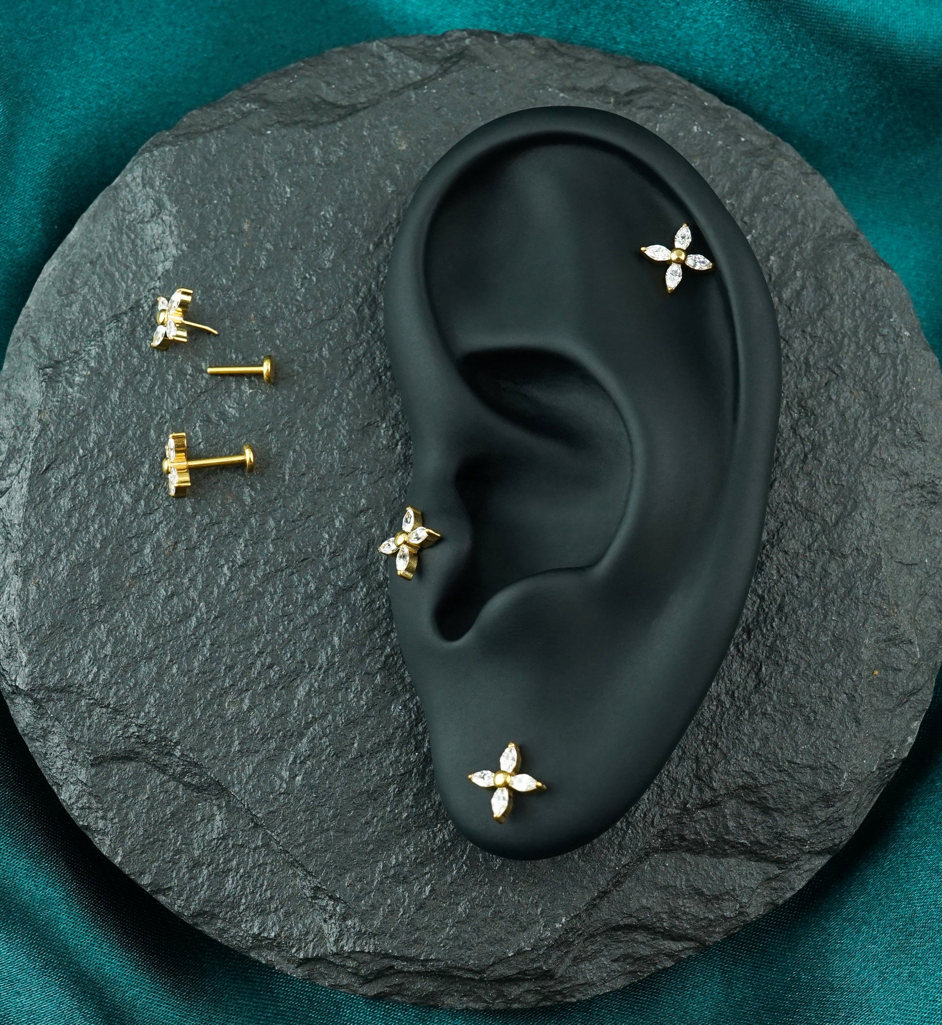 Gold PVD Retro Floral Clear CZ Titanium Threadless Labret