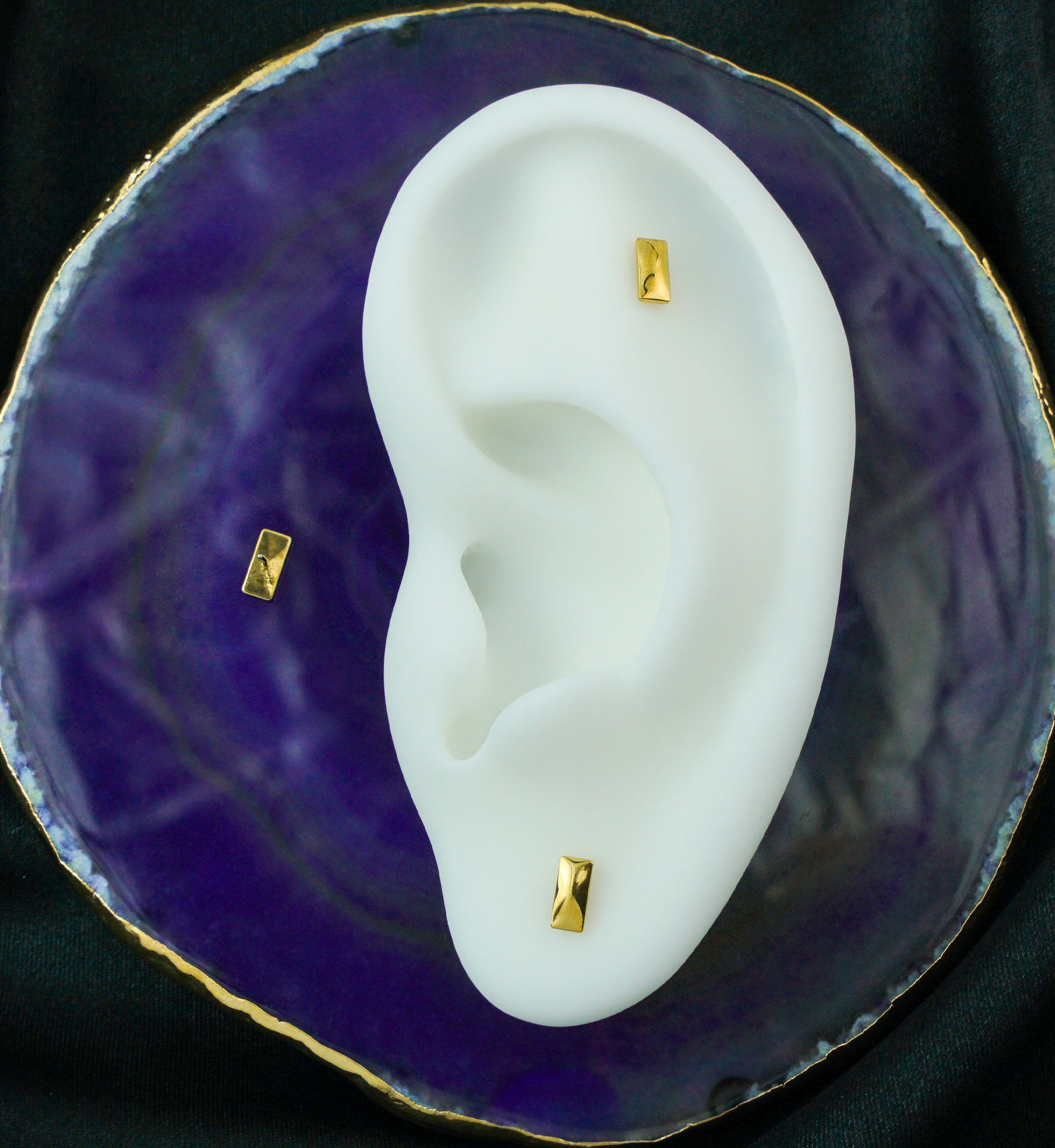 Gold PVD Rounded Rectangle Titanium Threadless Top