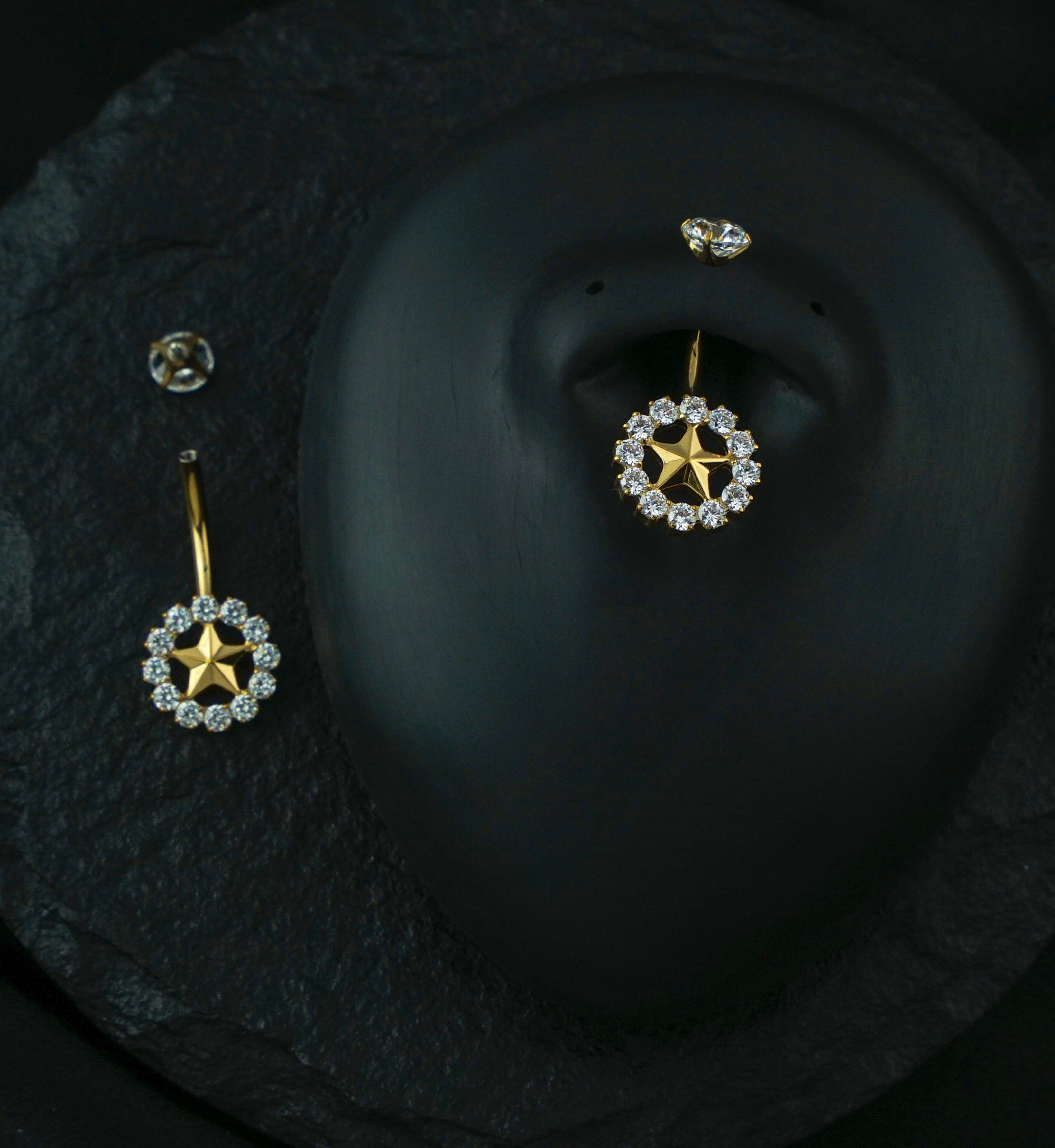 Gold PVD Star Wreath Clear CZ Titanium Internally Threaded Belly Button Ring