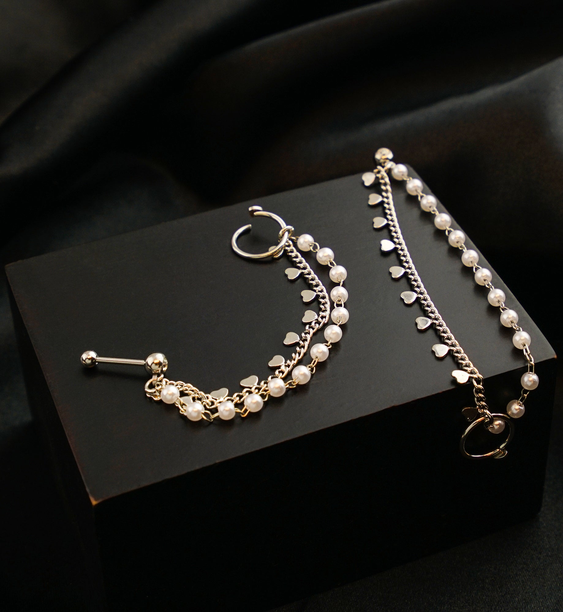 Hoop/Barbell Clear CZ Stainless Steel Pearl And Heart Dual Piercing Chain