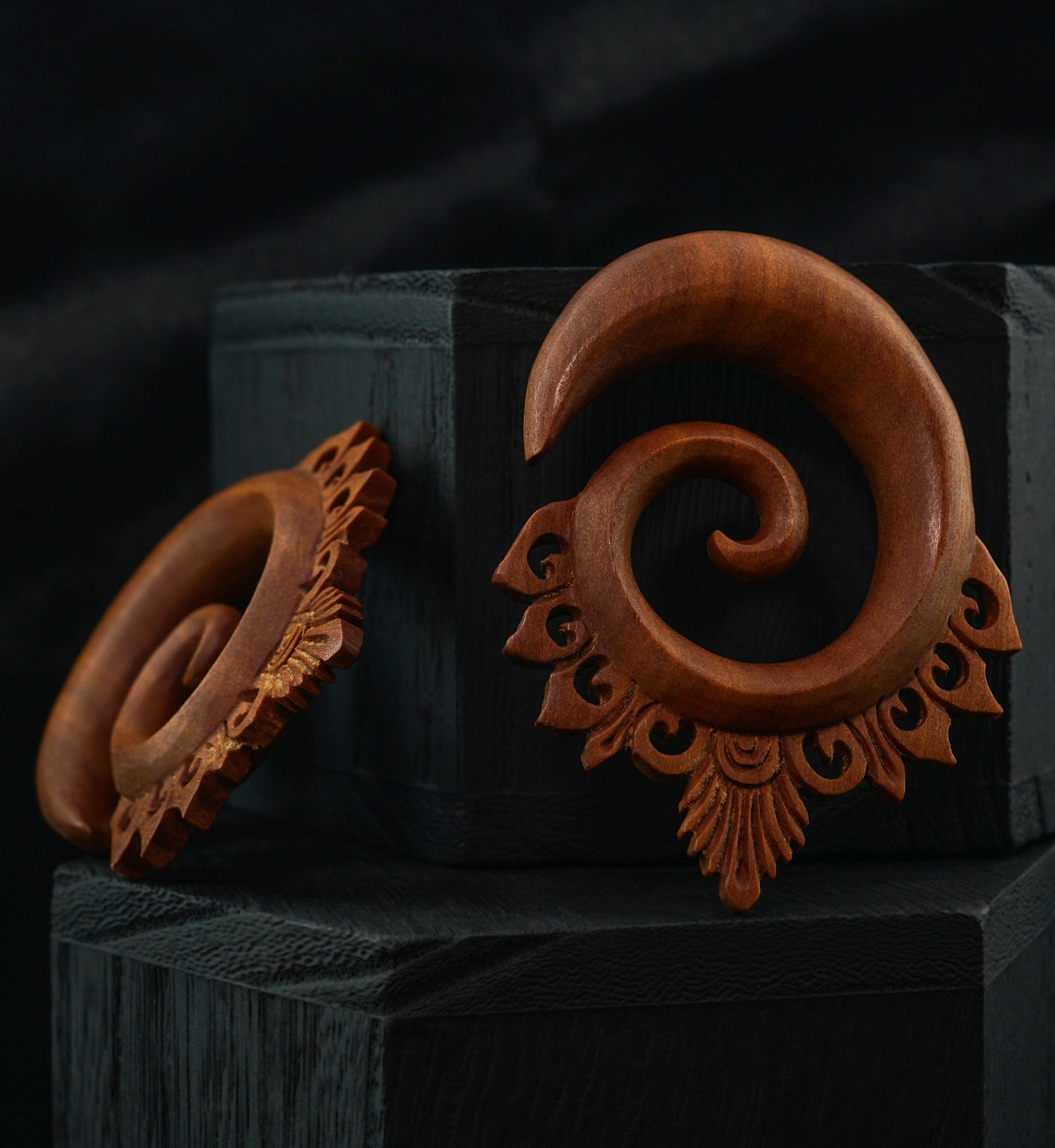 Macuna Saba Wooden Spirals