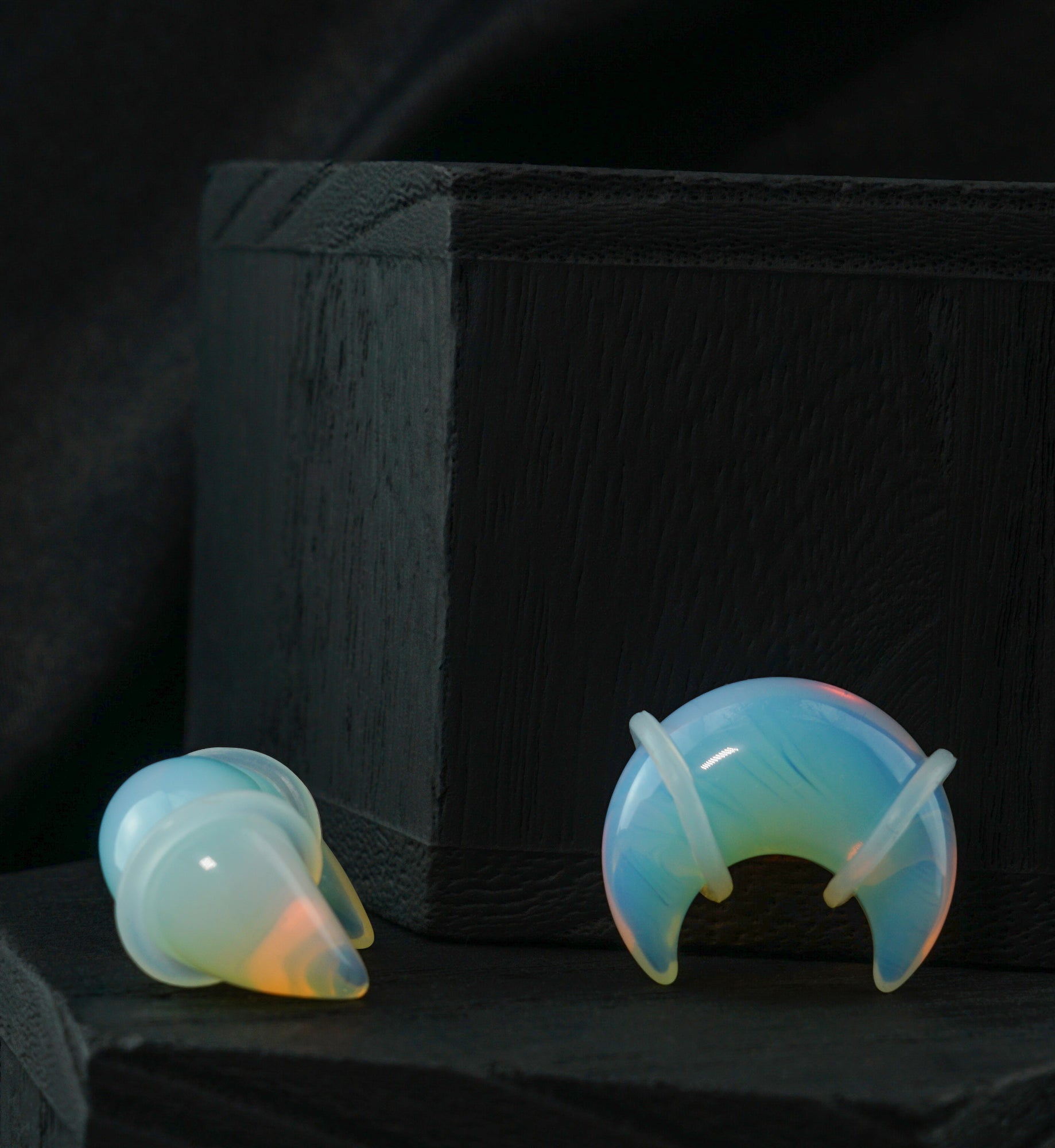 Opalite Glass Septum Pincher