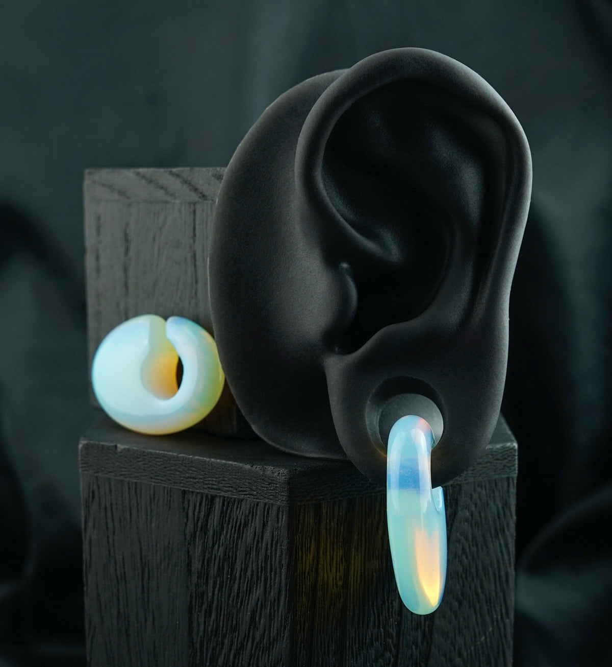 Ovaloid Opalite Ear Weights