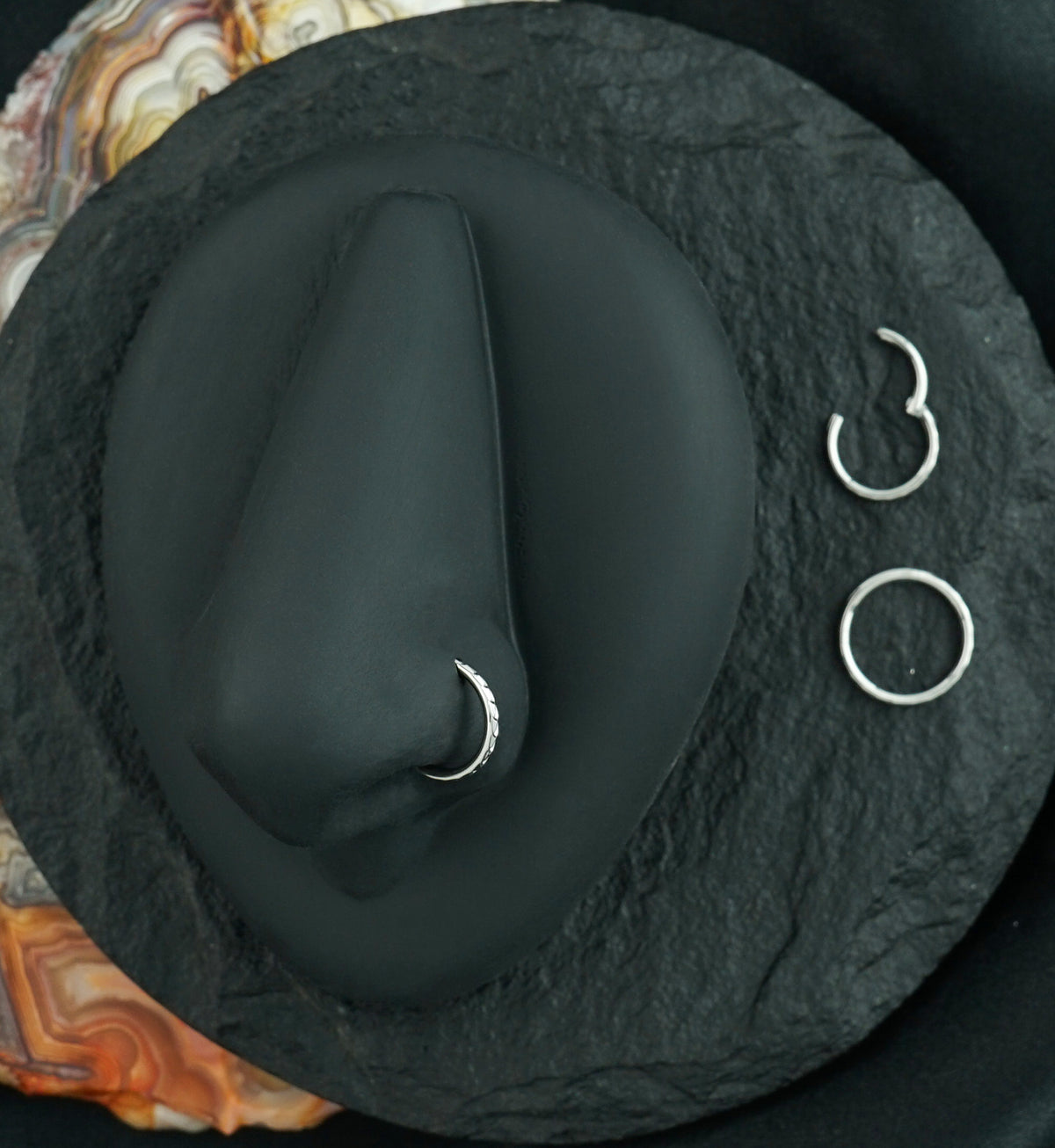 Plaited Edge Stainless Steel Hinged Segment Ring