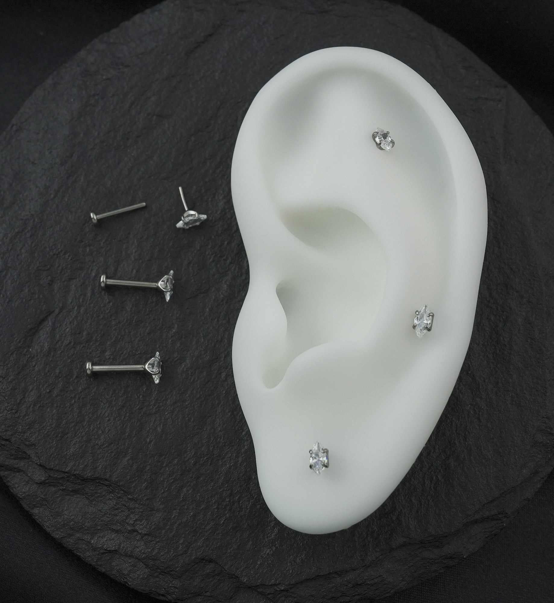 Prong Marquise Clear CZ Threadless Titanium Flat Disk Labret