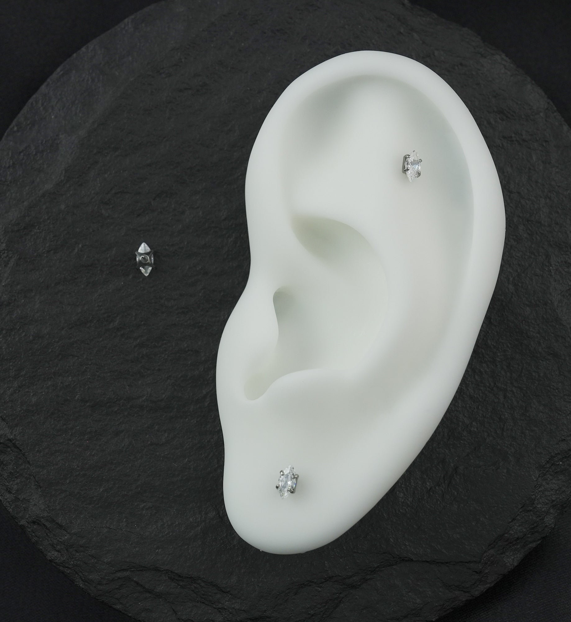 Prong Marquise Clear CZ Titanium Threadless Top