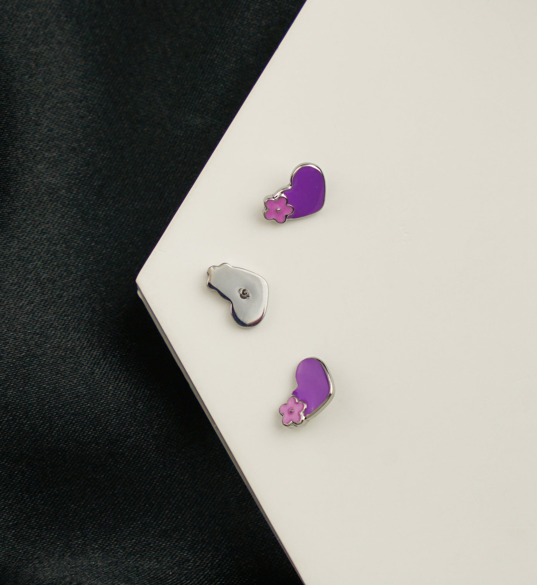 Purple Floral Heart Stainless Steel Internally Threaded Top