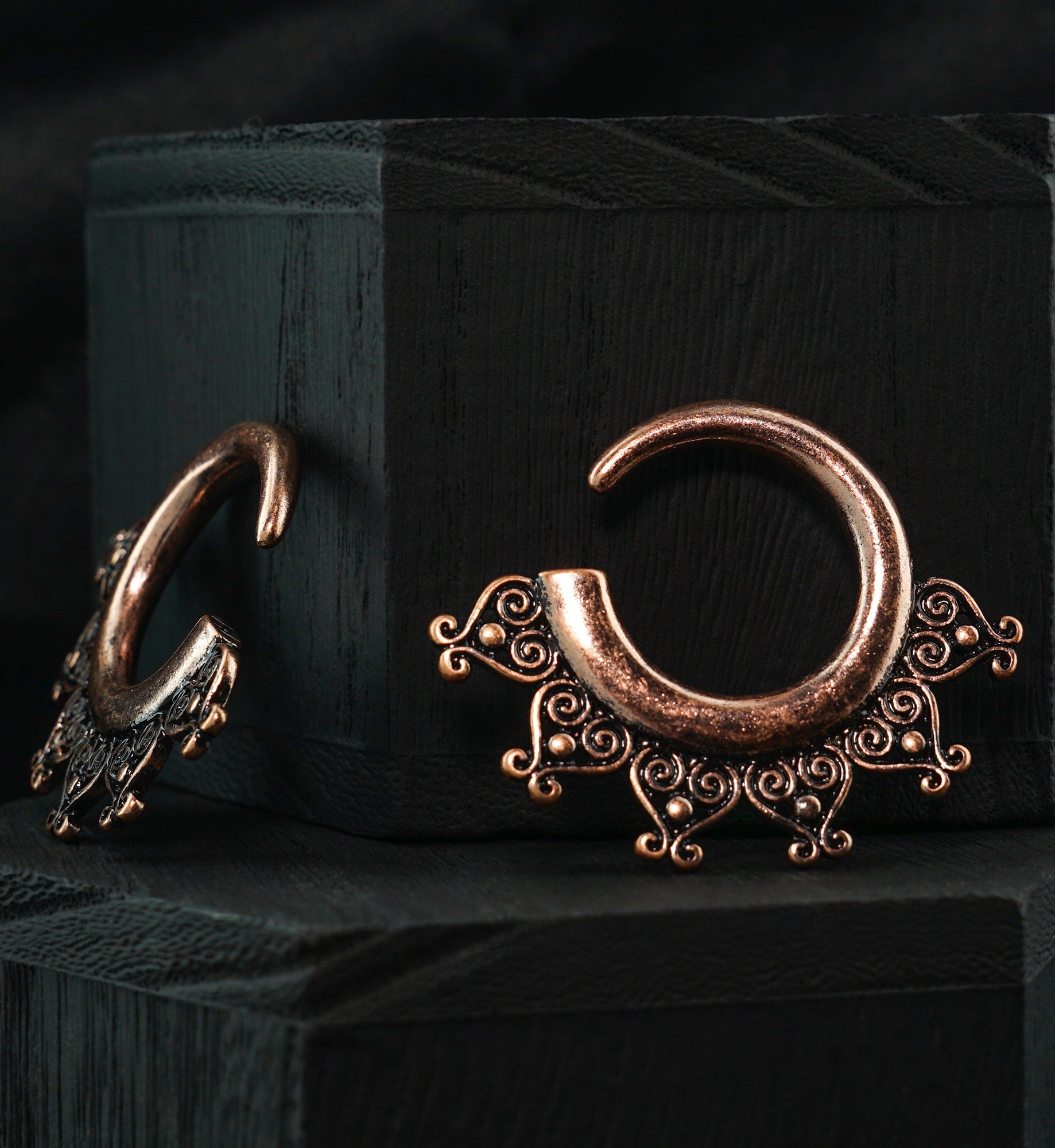 Rose Gold Brass Heart Coil Hangers