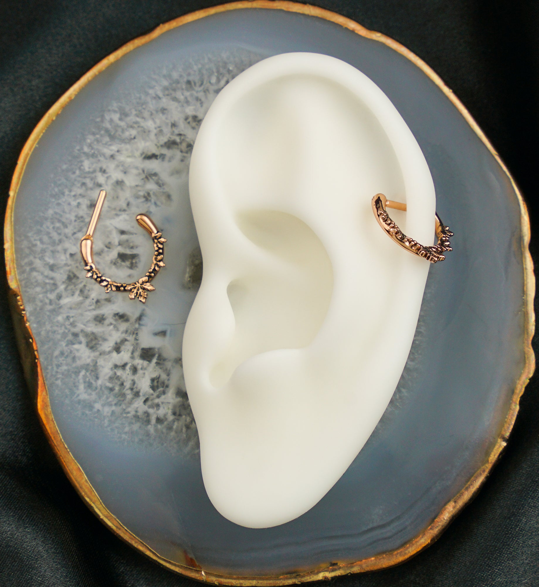 Rose Gold PVD Maple Leaf Stainless Steel Straight Hinged Segment Ring