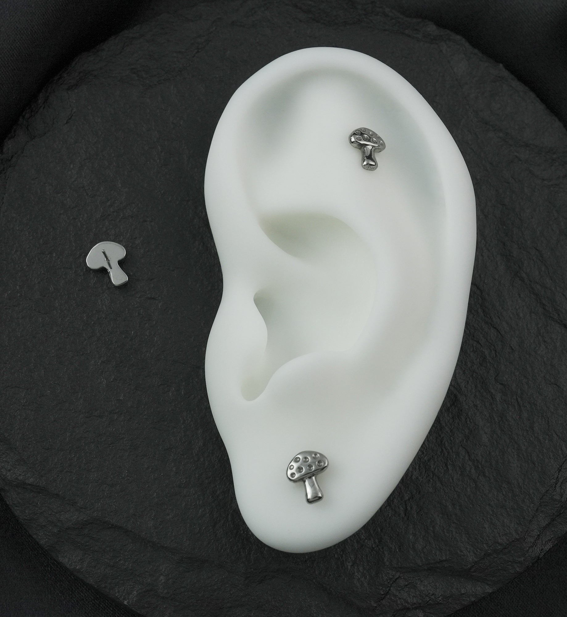 Spotted Mushroom Titanium Threadless Top