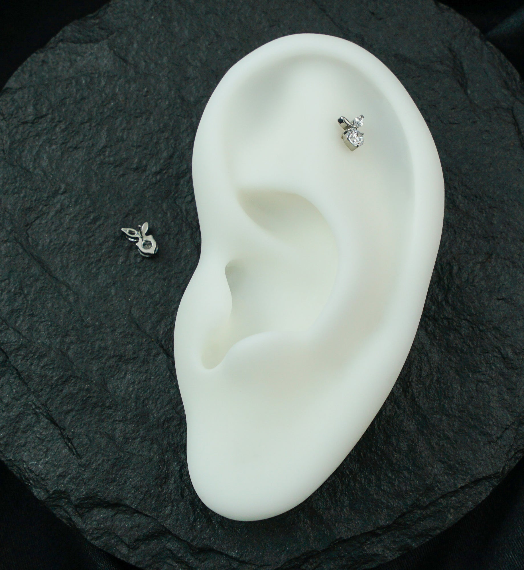 Sprout Leaves Clear CZ Titanium Threadless Top